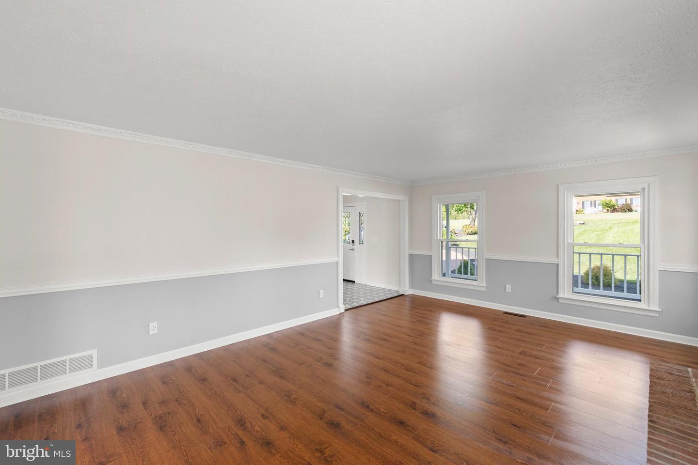 405 SPRING HOLLOW RD, WOODSTOCK, Virginia 22664, 4 Bedrooms Bedrooms, ,4 BathroomsBathrooms,Residential,For sale,405 SPRING HOLLOW RD,VASH2013720 MLS # VASH2013720