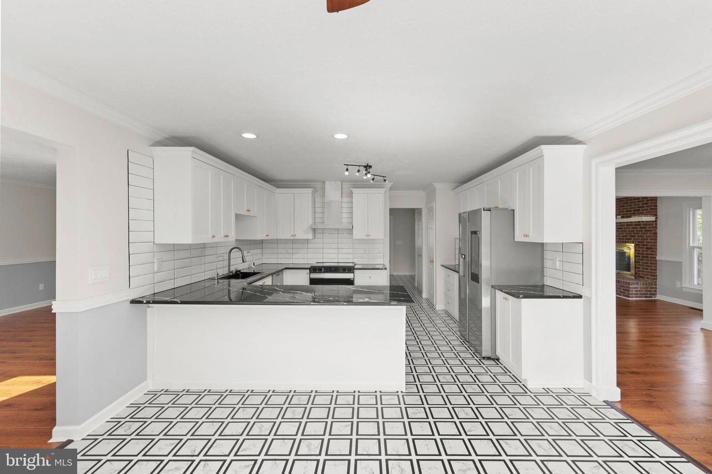 405 SPRING HOLLOW RD, WOODSTOCK, Virginia 22664, 4 Bedrooms Bedrooms, ,4 BathroomsBathrooms,Residential,For sale,405 SPRING HOLLOW RD,VASH2013720 MLS # VASH2013720