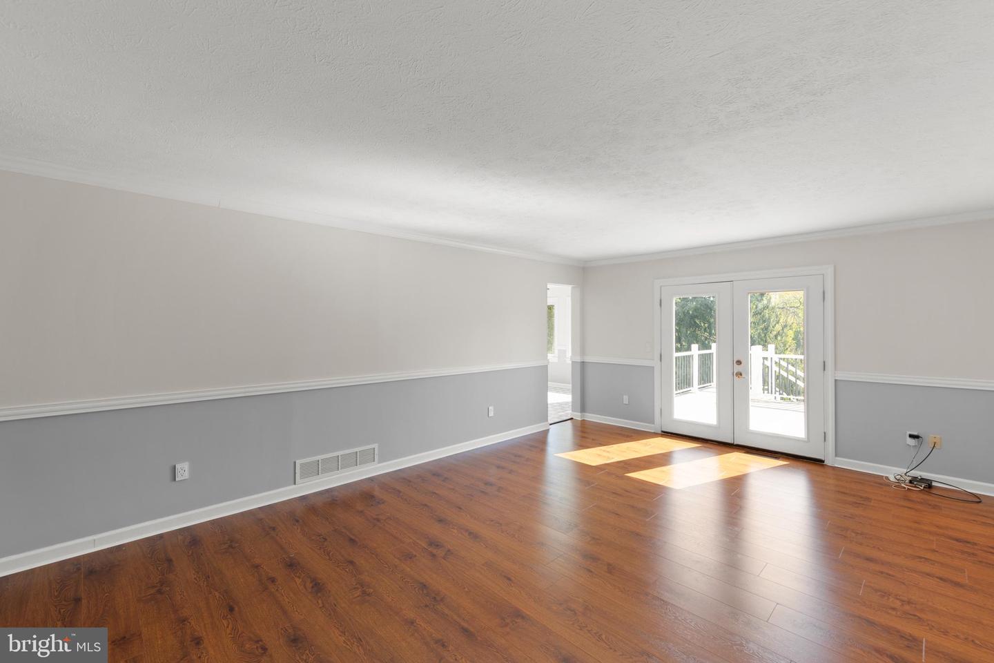 405 SPRING HOLLOW RD, WOODSTOCK, Virginia 22664, 4 Bedrooms Bedrooms, ,4 BathroomsBathrooms,Residential,For sale,405 SPRING HOLLOW RD,VASH2013720 MLS # VASH2013720