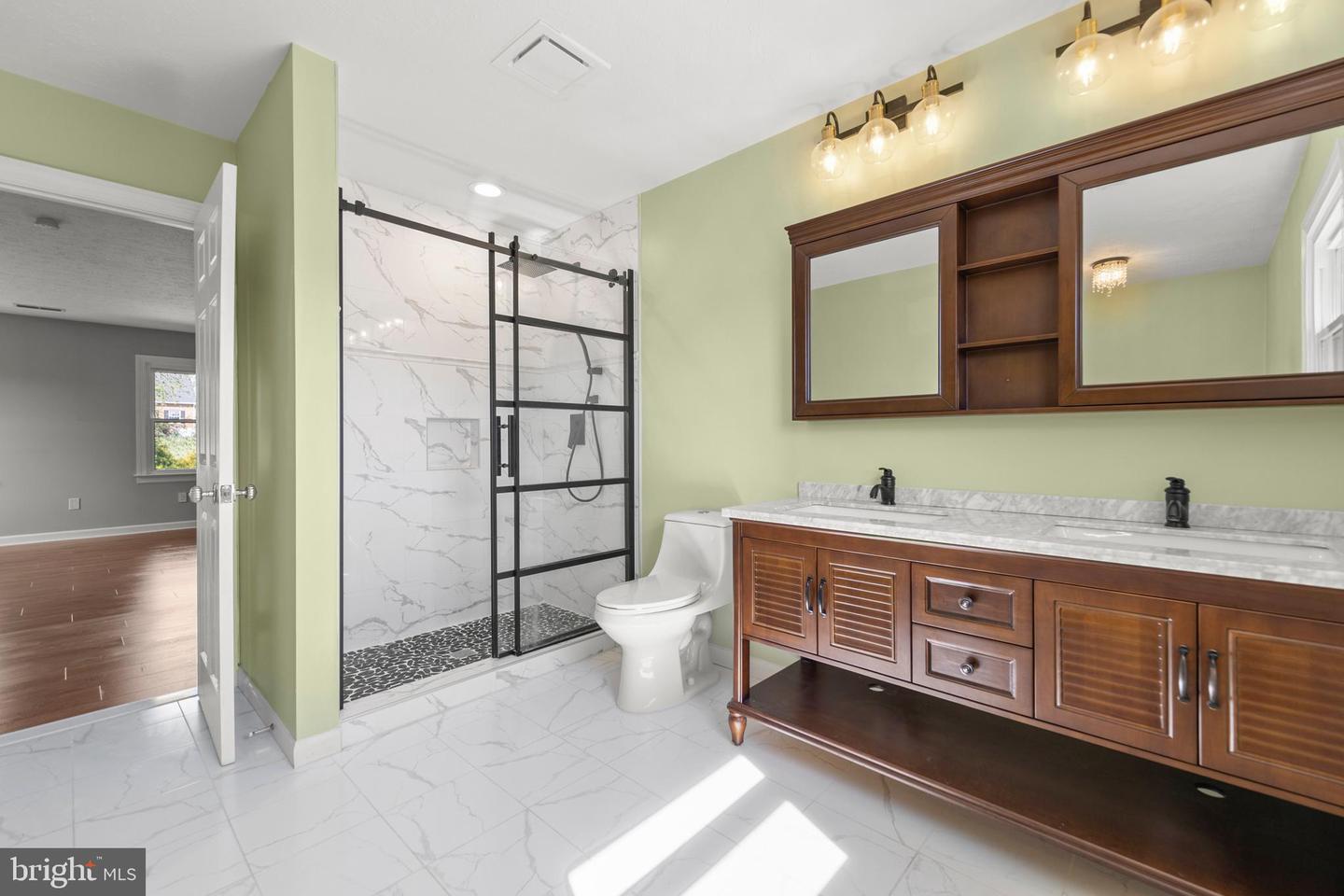 405 SPRING HOLLOW RD, WOODSTOCK, Virginia 22664, 4 Bedrooms Bedrooms, ,4 BathroomsBathrooms,Residential,For sale,405 SPRING HOLLOW RD,VASH2013720 MLS # VASH2013720