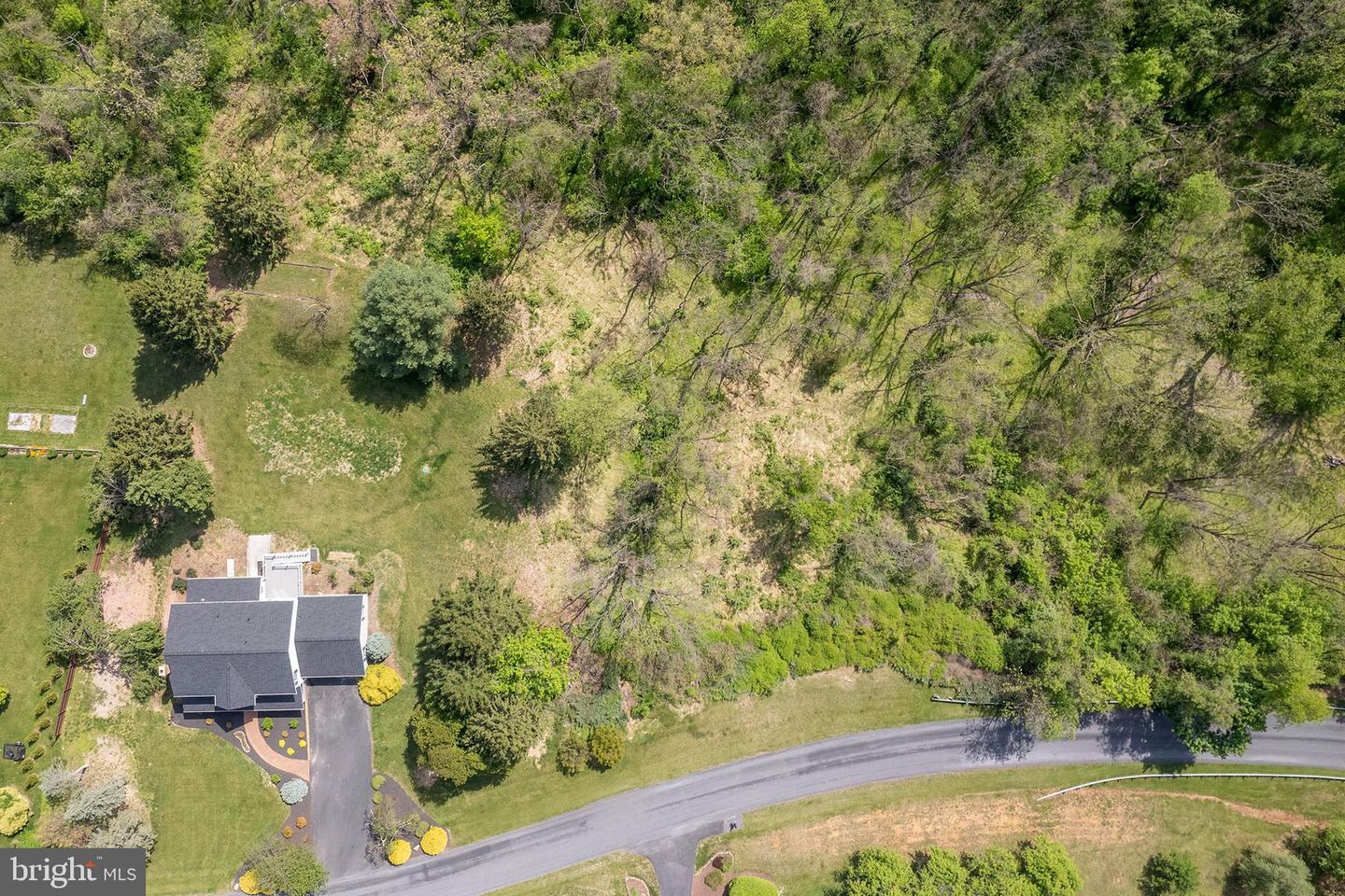 405 SPRING HOLLOW RD, WOODSTOCK, Virginia 22664, 4 Bedrooms Bedrooms, ,4 BathroomsBathrooms,Residential,For sale,405 SPRING HOLLOW RD,VASH2013720 MLS # VASH2013720