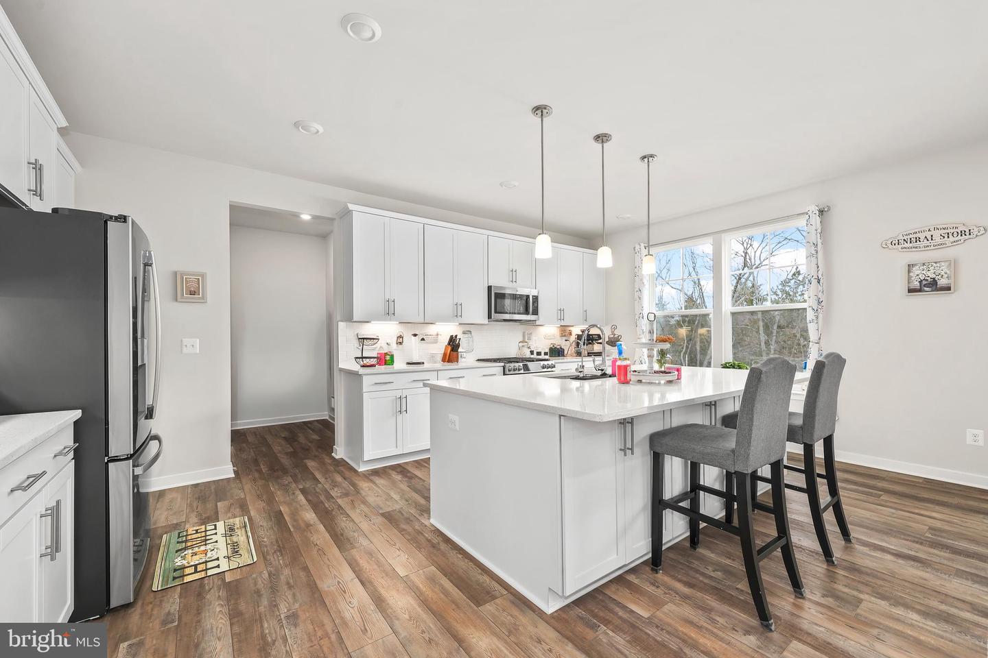 216 LEHIGH DR, WINCHESTER, Virginia 22602, 5 Bedrooms Bedrooms, ,3 BathroomsBathrooms,Residential,For sale,216 LEHIGH DR,VAFV2039920 MLS # VAFV2039920