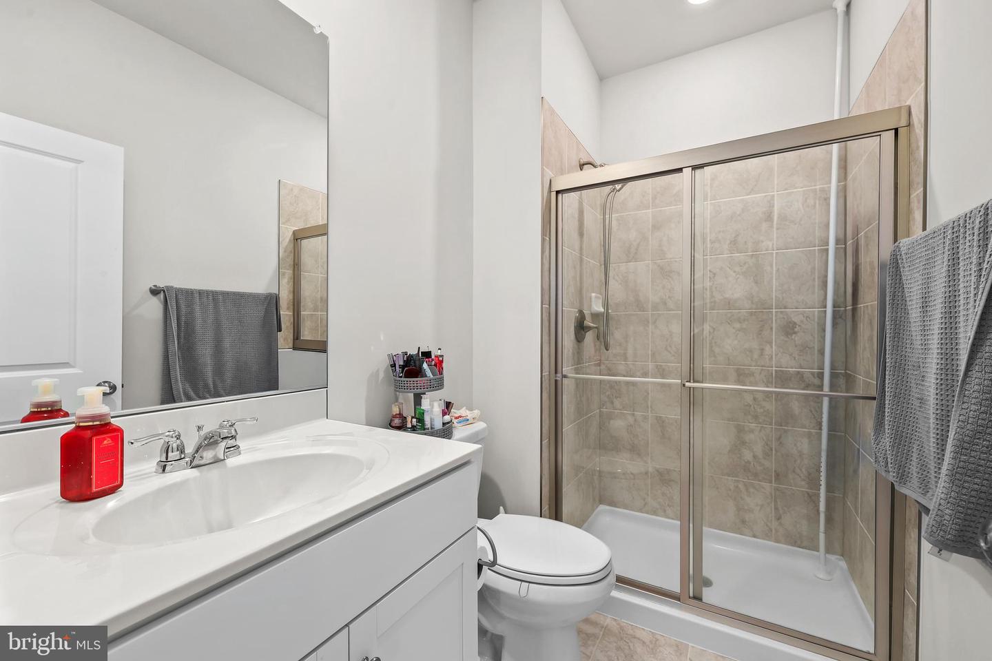 216 LEHIGH DR, WINCHESTER, Virginia 22602, 5 Bedrooms Bedrooms, ,3 BathroomsBathrooms,Residential,For sale,216 LEHIGH DR,VAFV2039920 MLS # VAFV2039920