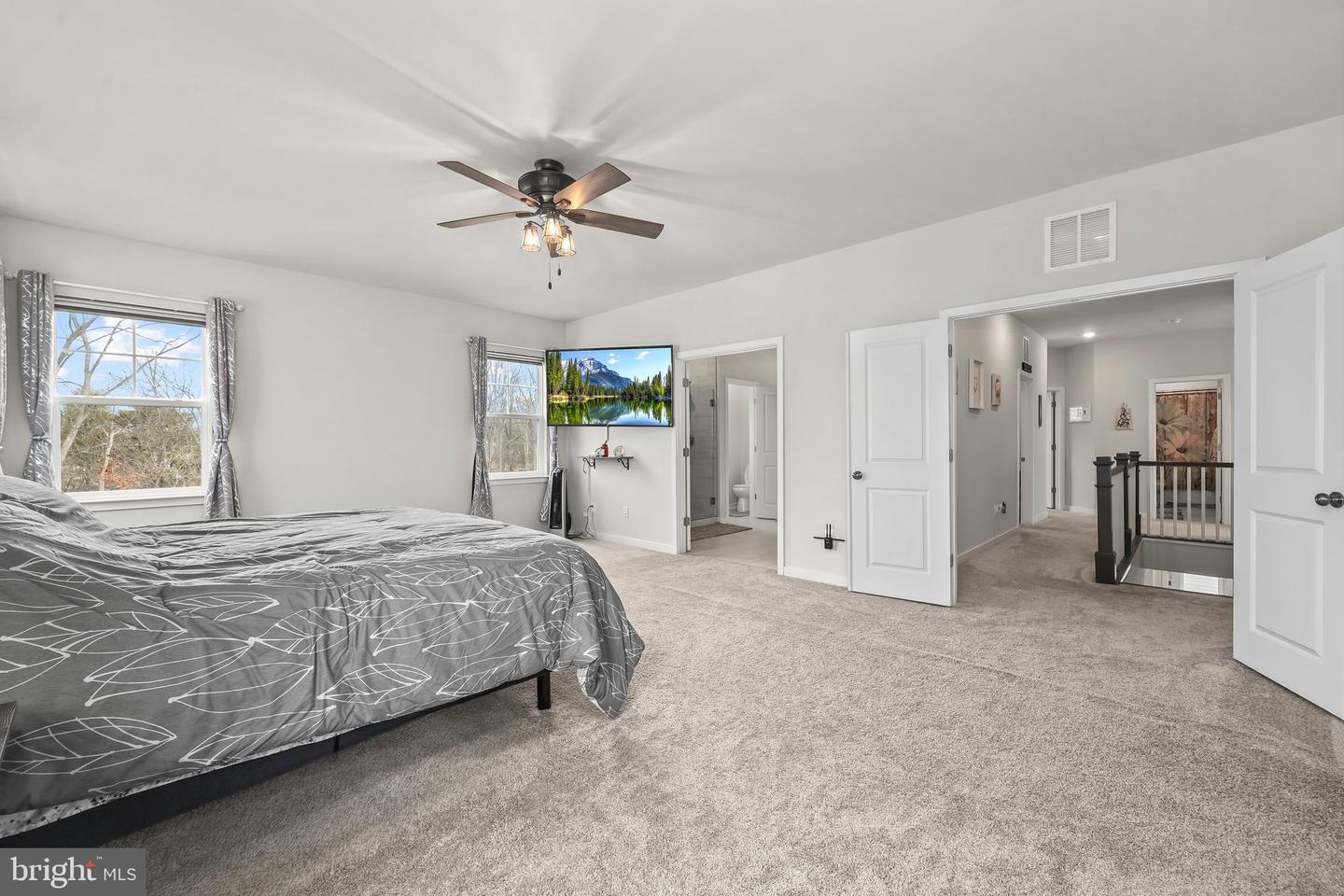 216 LEHIGH DR, WINCHESTER, Virginia 22602, 5 Bedrooms Bedrooms, ,3 BathroomsBathrooms,Residential,For sale,216 LEHIGH DR,VAFV2039920 MLS # VAFV2039920