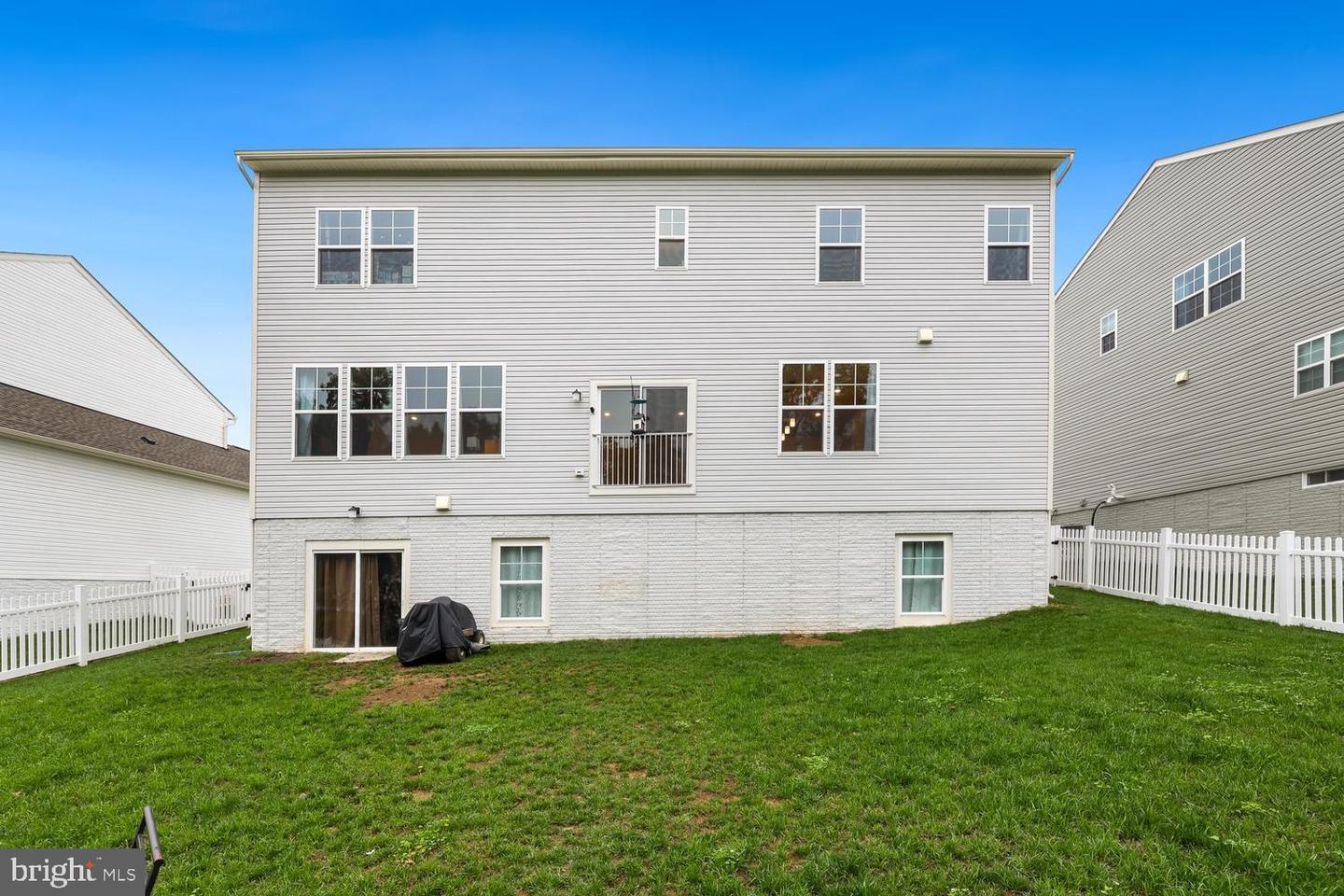 216 LEHIGH DR, WINCHESTER, Virginia 22602, 5 Bedrooms Bedrooms, ,3 BathroomsBathrooms,Residential,For sale,216 LEHIGH DR,VAFV2039920 MLS # VAFV2039920