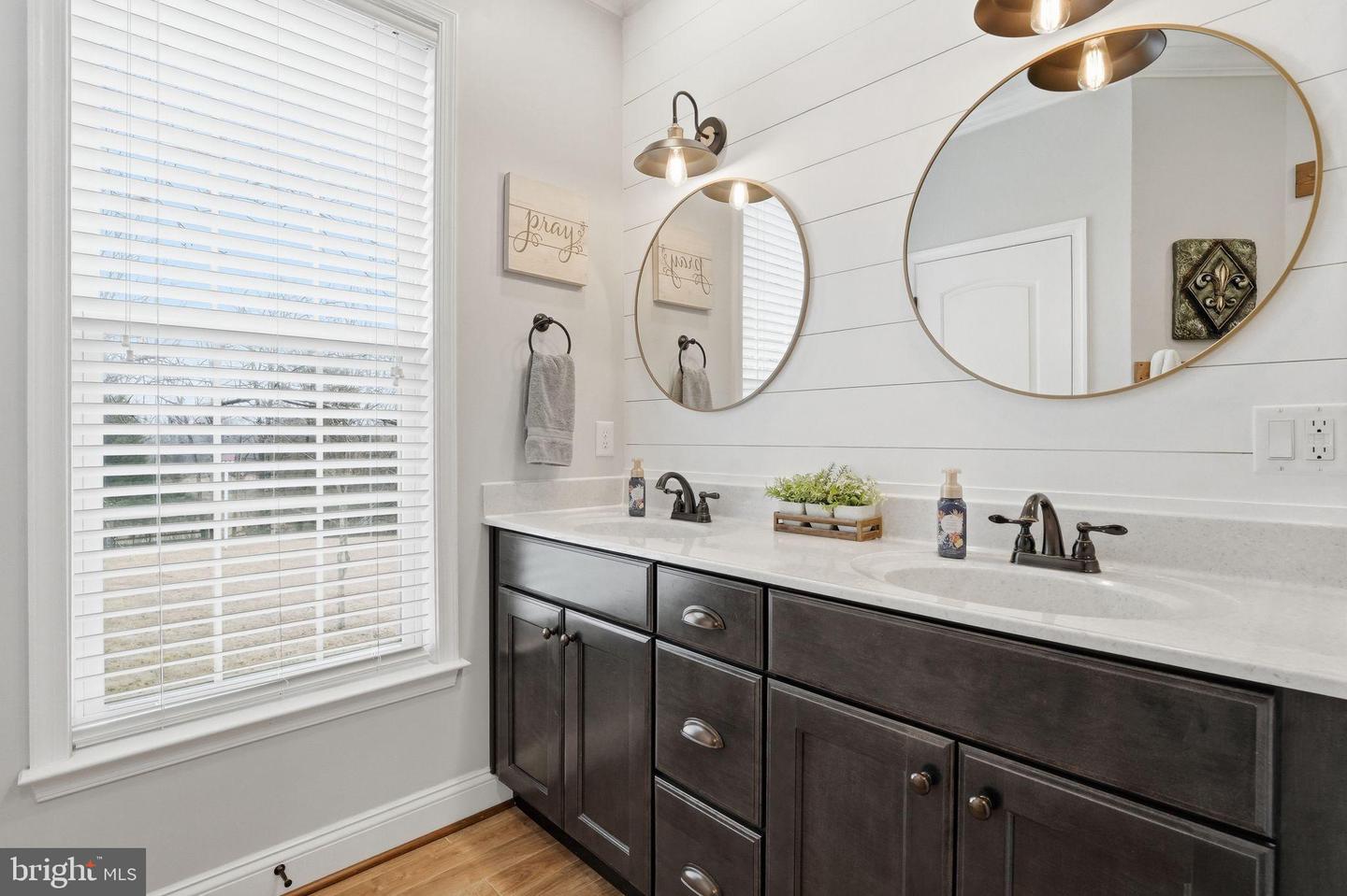 9454 PINEY MOUNTAIN RD, WARRENTON, Virginia 20186, 4 Bedrooms Bedrooms, 14 Rooms Rooms,3 BathroomsBathrooms,Residential,For sale,9454 PINEY MOUNTAIN RD,VAFQ2020788 MLS # VAFQ2020788