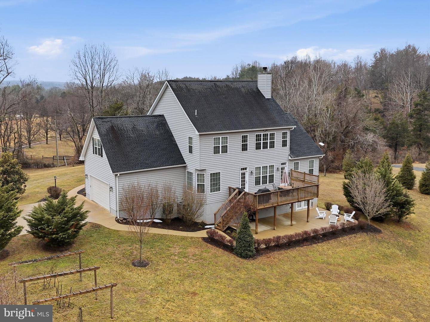 9454 PINEY MOUNTAIN RD, WARRENTON, Virginia 20186, 4 Bedrooms Bedrooms, 14 Rooms Rooms,3 BathroomsBathrooms,Residential,For sale,9454 PINEY MOUNTAIN RD,VAFQ2020788 MLS # VAFQ2020788