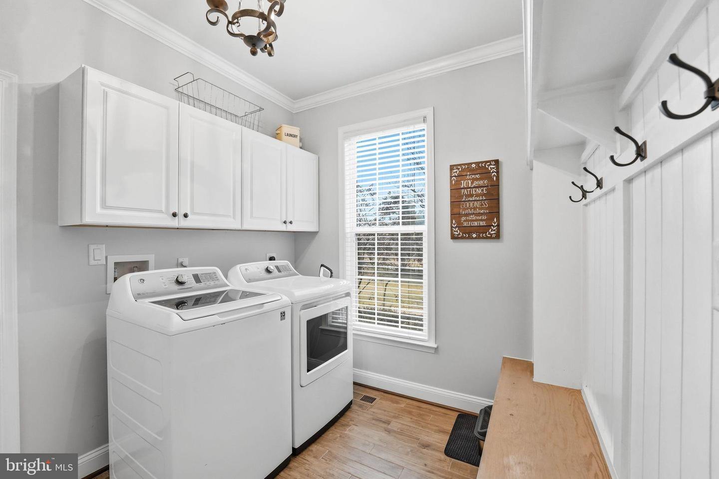 9454 PINEY MOUNTAIN RD, WARRENTON, Virginia 20186, 4 Bedrooms Bedrooms, 14 Rooms Rooms,3 BathroomsBathrooms,Residential,For sale,9454 PINEY MOUNTAIN RD,VAFQ2020788 MLS # VAFQ2020788