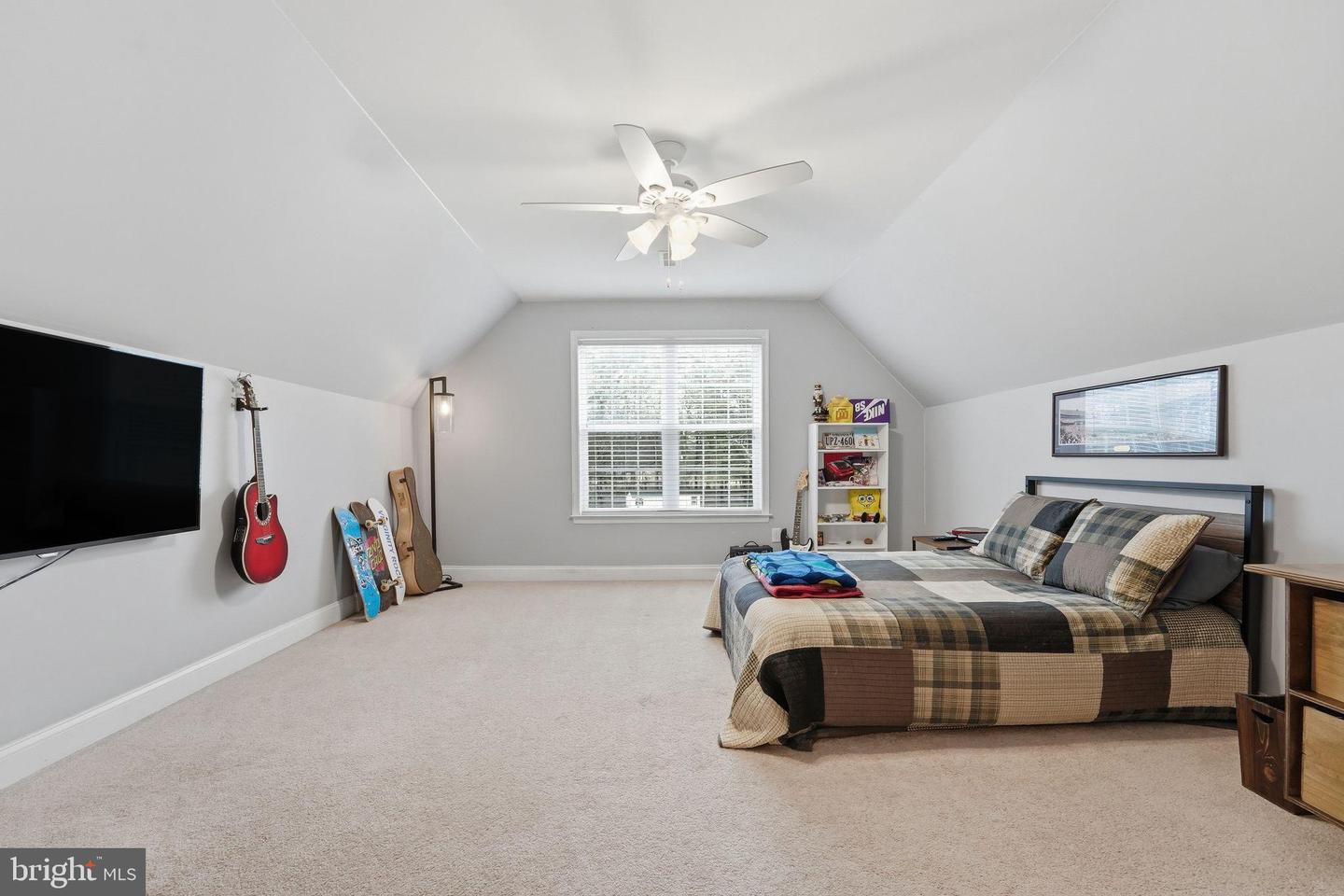 9454 PINEY MOUNTAIN RD, WARRENTON, Virginia 20186, 4 Bedrooms Bedrooms, 14 Rooms Rooms,3 BathroomsBathrooms,Residential,For sale,9454 PINEY MOUNTAIN RD,VAFQ2020788 MLS # VAFQ2020788