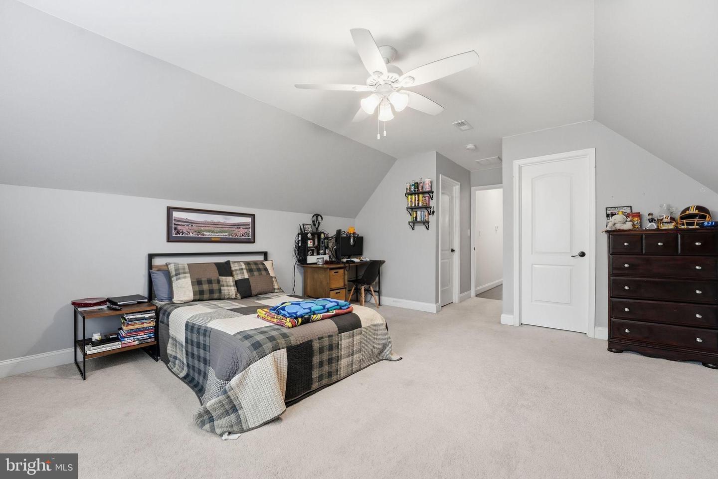 9454 PINEY MOUNTAIN RD, WARRENTON, Virginia 20186, 4 Bedrooms Bedrooms, 14 Rooms Rooms,3 BathroomsBathrooms,Residential,For sale,9454 PINEY MOUNTAIN RD,VAFQ2020788 MLS # VAFQ2020788