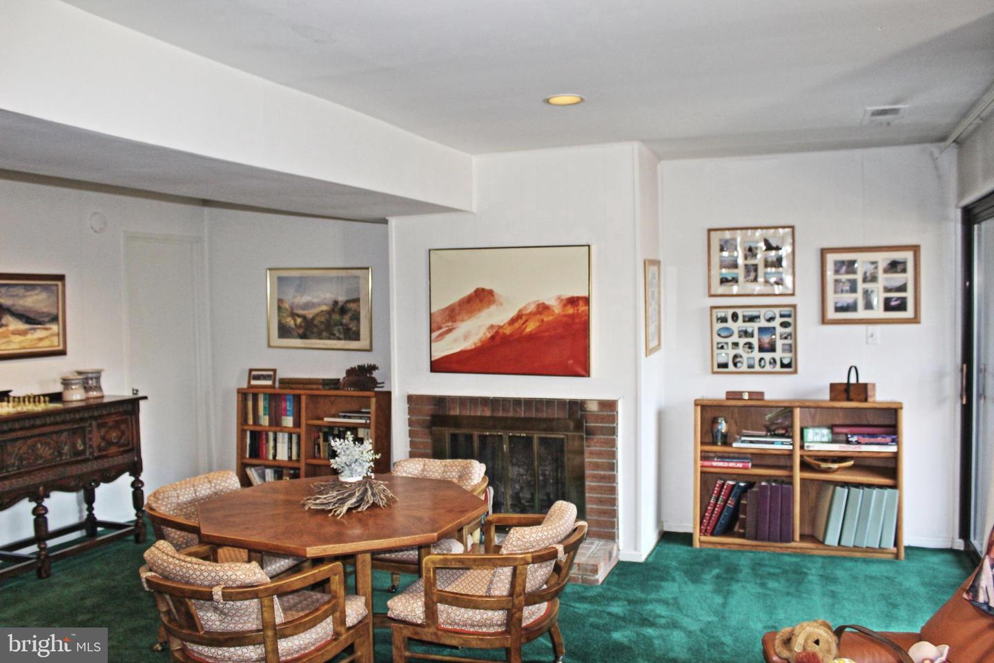 4960 SCHUYLER DR, ANNANDALE, Virginia 22003, 3 Bedrooms Bedrooms, 8 Rooms Rooms,2 BathroomsBathrooms,Residential,For sale,4960 SCHUYLER DR,VAFX2293666 MLS # VAFX2293666