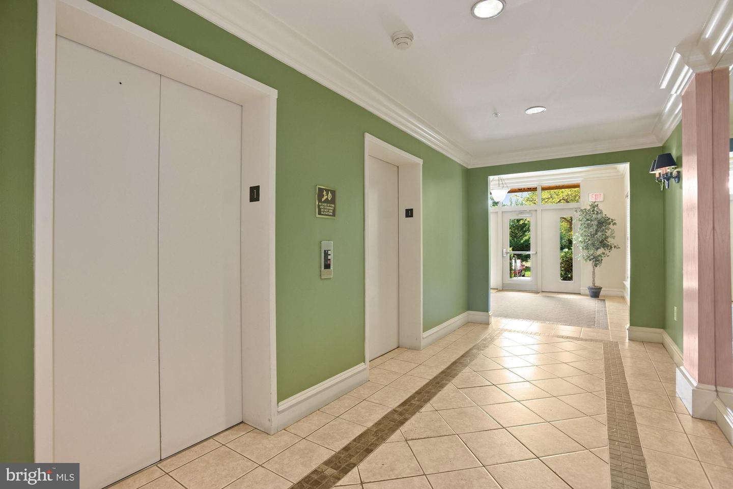 12919 ALTON SQ #416, HERNDON, Virginia 20170, 2 Bedrooms Bedrooms, ,1 BathroomBathrooms,Residential,For sale,12919 ALTON SQ #416,VAFX2293668 MLS # VAFX2293668