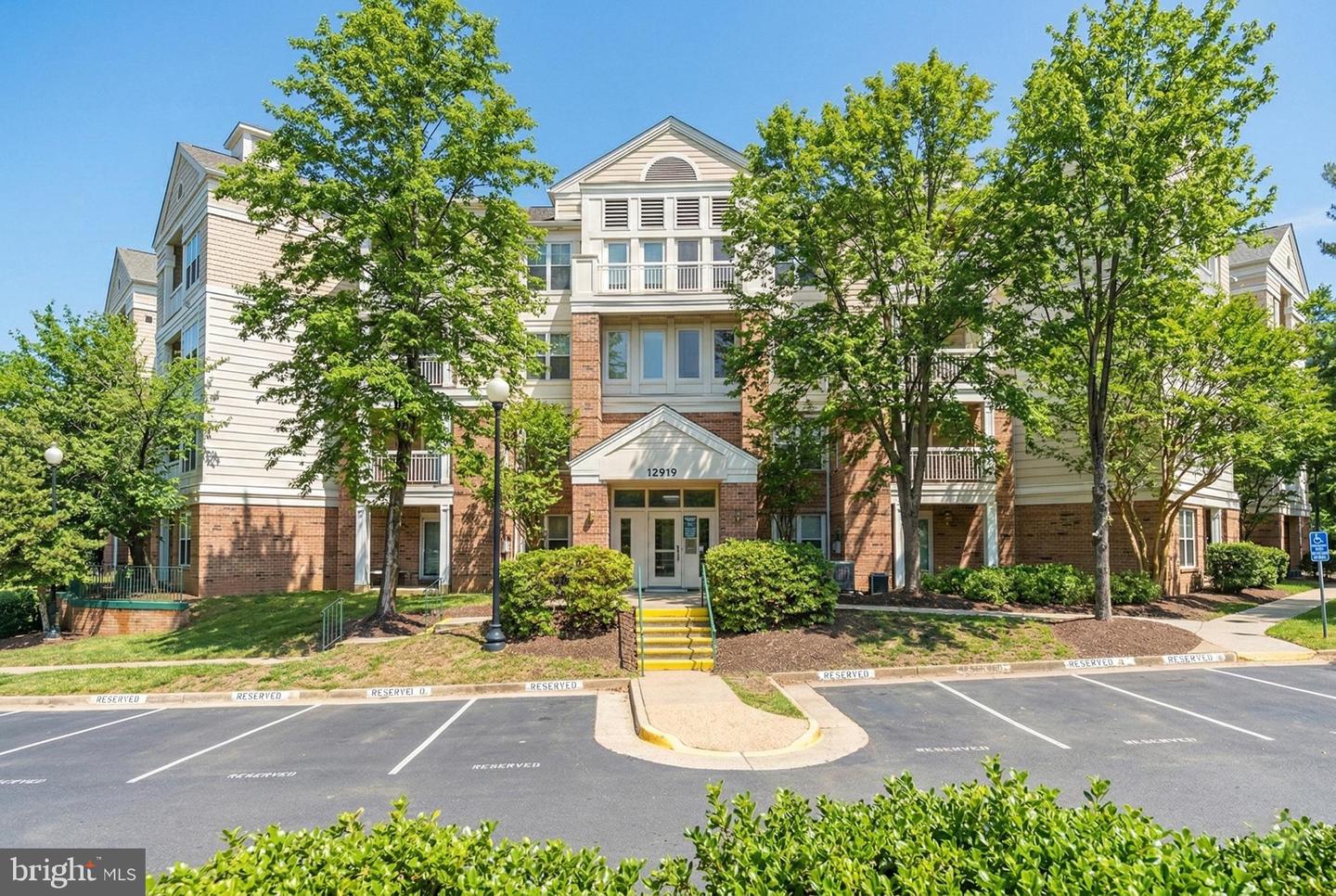 12919 ALTON SQ #416, HERNDON, Virginia 20170, 2 Bedrooms Bedrooms, ,1 BathroomBathrooms,Residential,For sale,12919 ALTON SQ #416,VAFX2293668 MLS # VAFX2293668