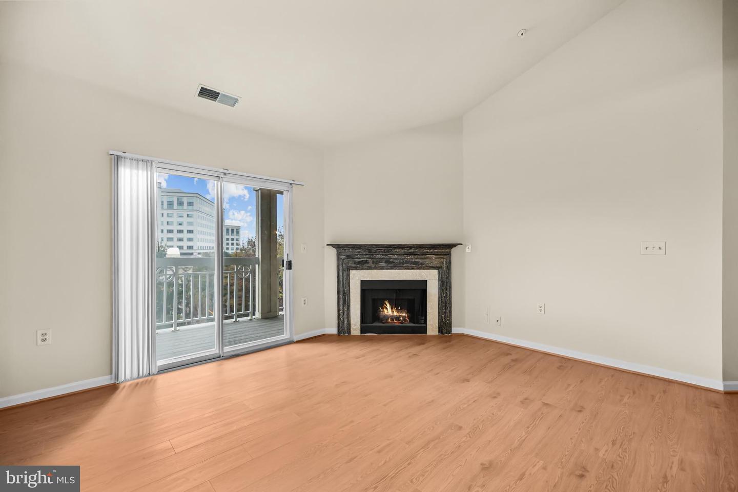 12919 ALTON SQ #416, HERNDON, Virginia 20170, 2 Bedrooms Bedrooms, ,1 BathroomBathrooms,Residential,For sale,12919 ALTON SQ #416,VAFX2293668 MLS # VAFX2293668