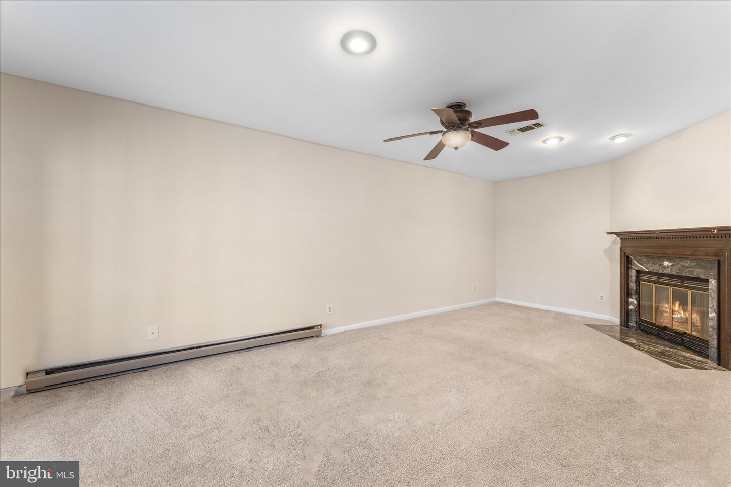 12569 KEMPSTON LN, WOODBRIDGE, Virginia 22192, 3 Bedrooms Bedrooms, ,2 BathroomsBathrooms,Residential,For sale,12569 KEMPSTON LN,VAPW2113630 MLS # VAPW2113630