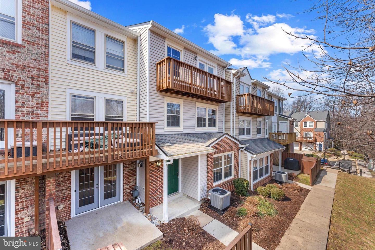 12569 KEMPSTON LN, WOODBRIDGE, Virginia 22192, 3 Bedrooms Bedrooms, ,2 BathroomsBathrooms,Residential,For sale,12569 KEMPSTON LN,VAPW2113630 MLS # VAPW2113630