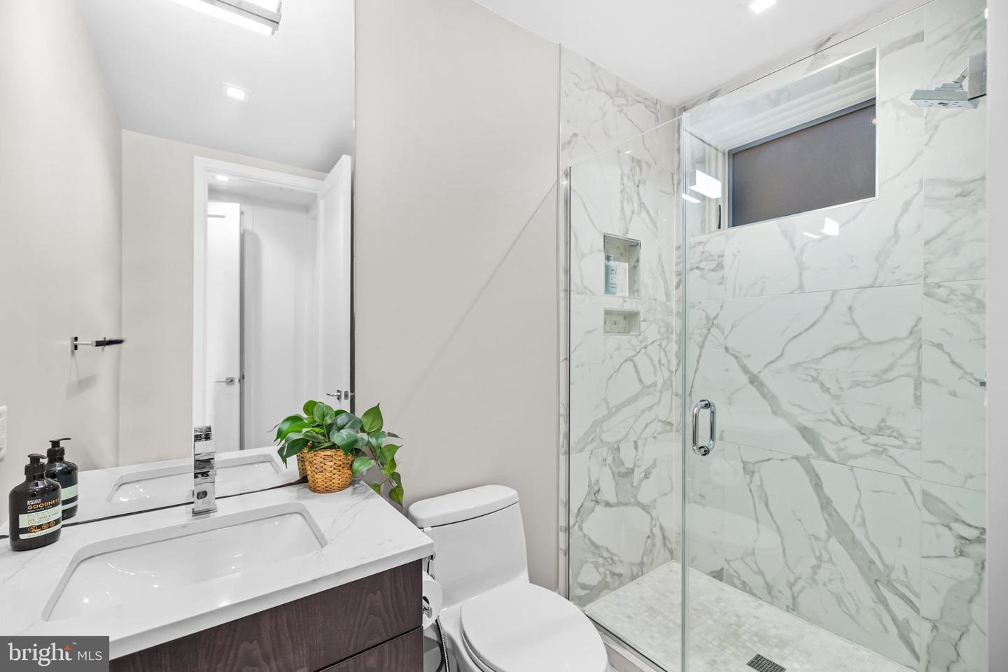 1753 WILLARD ST NW #3, WASHINGTON, District Of Columbia 20009, 1 Bedroom Bedrooms, ,1 BathroomBathrooms,Residential,For sale,1753 WILLARD ST NW #3,DCDC2248582 MLS # DCDC2248582
