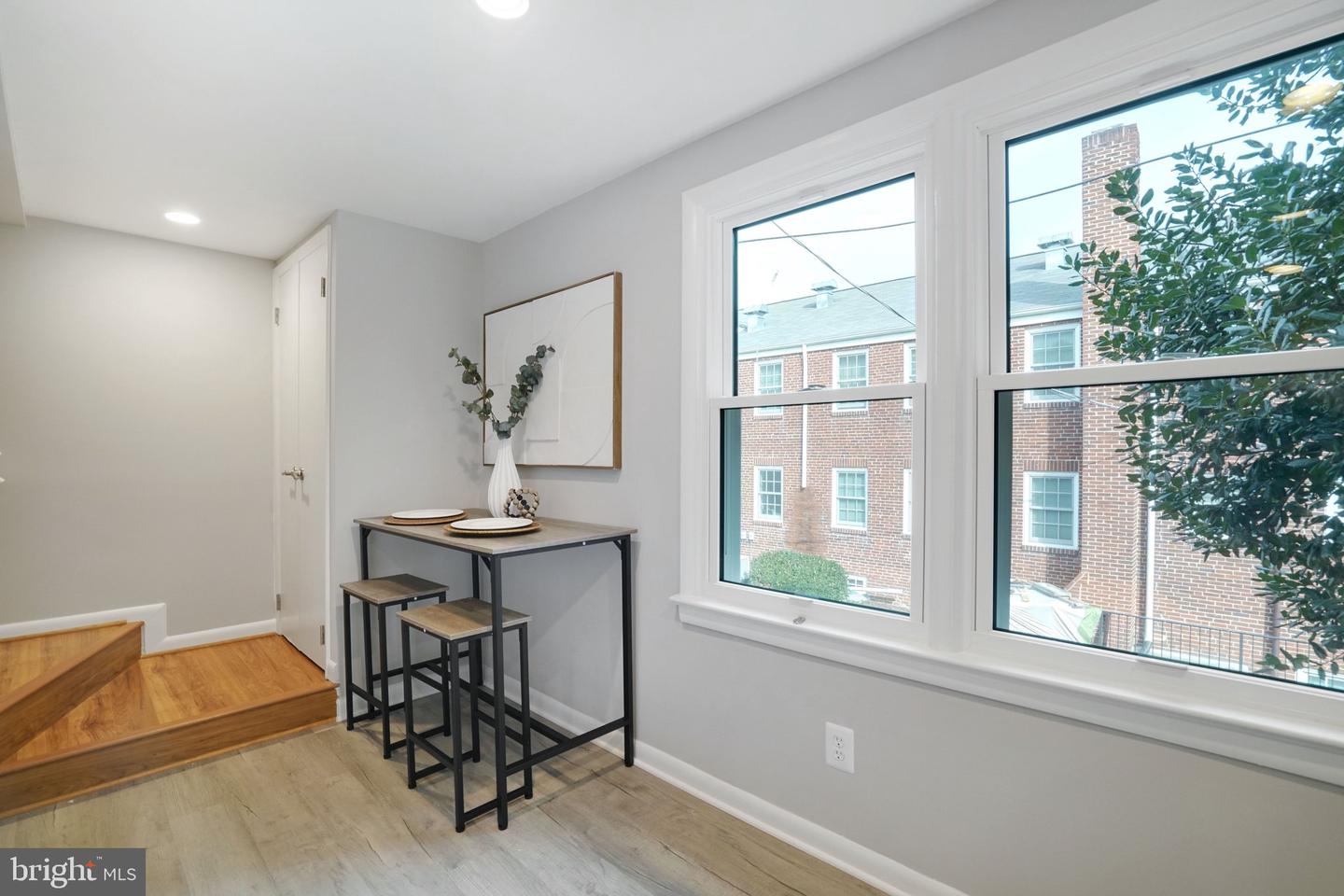 3901-A 6TH ST N, ARLINGTON, Virginia 22203, 3 Bedrooms Bedrooms, ,2 BathroomsBathrooms,Residential,For sale,3901-A 6TH ST N,VAAR2069572 MLS # VAAR2069572