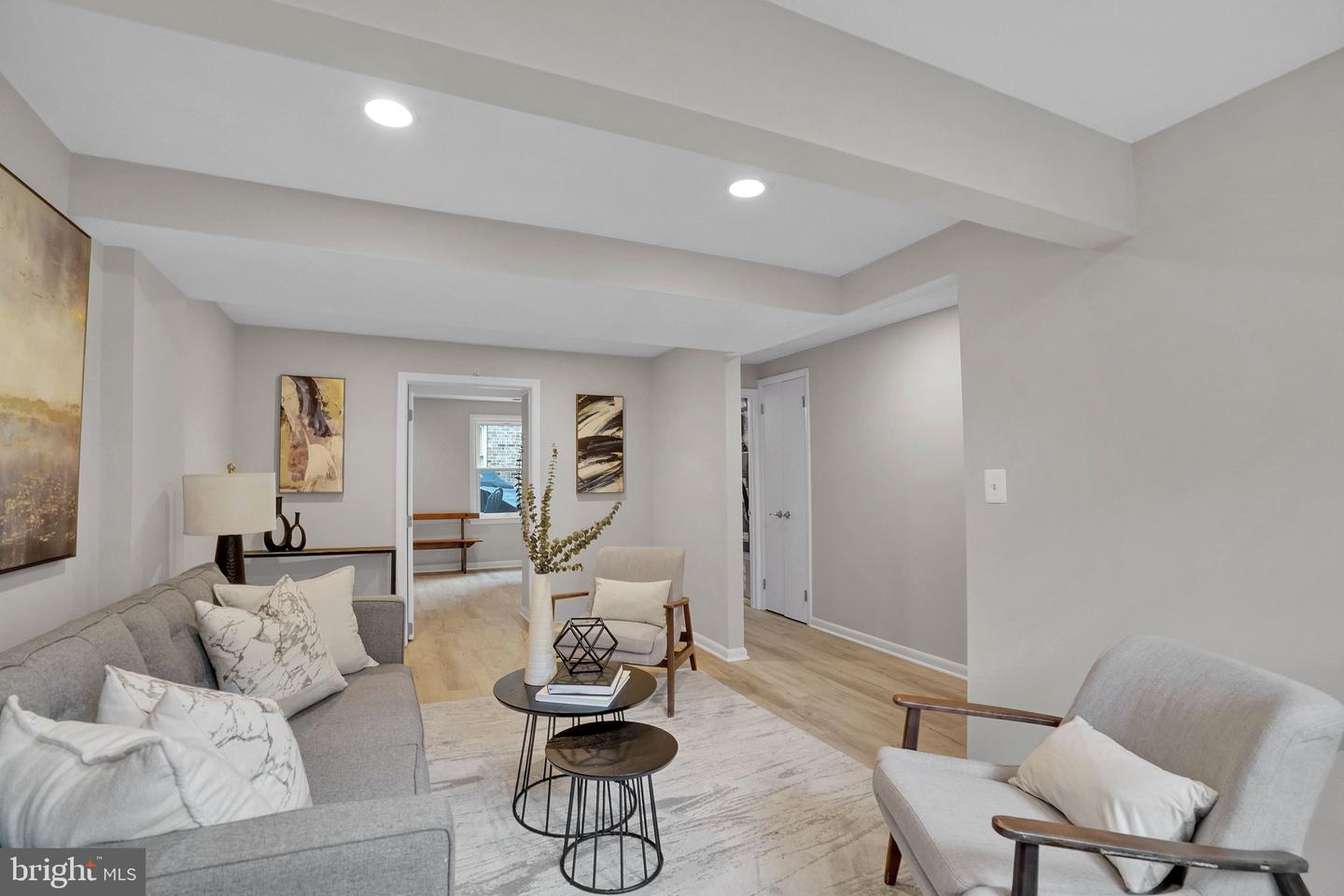 3901-A 6TH ST N, ARLINGTON, Virginia 22203, 3 Bedrooms Bedrooms, ,2 BathroomsBathrooms,Residential,For sale,3901-A 6TH ST N,VAAR2069572 MLS # VAAR2069572