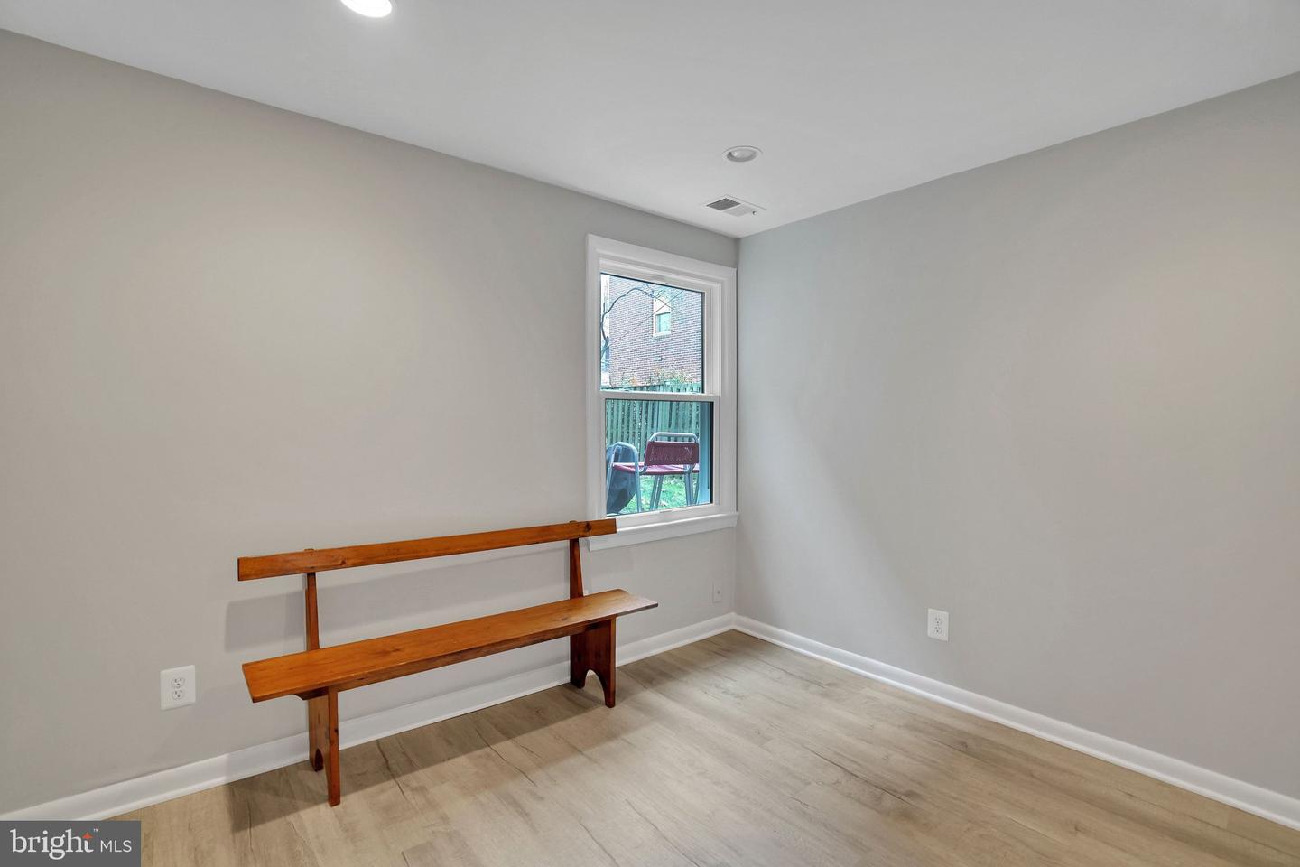 3901-A 6TH ST N, ARLINGTON, Virginia 22203, 3 Bedrooms Bedrooms, ,2 BathroomsBathrooms,Residential,For sale,3901-A 6TH ST N,VAAR2069572 MLS # VAAR2069572