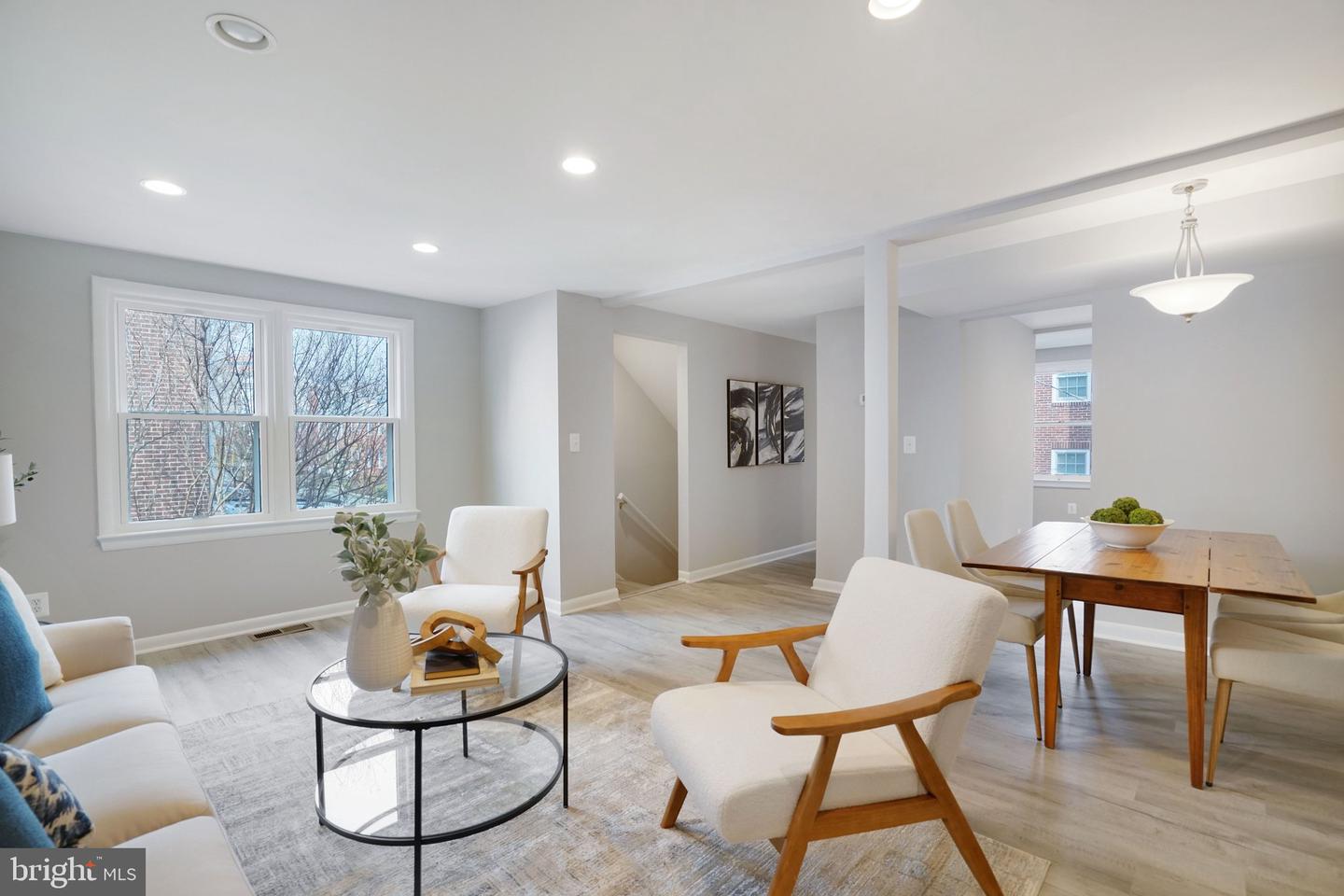 3901-A 6TH ST N, ARLINGTON, Virginia 22203, 3 Bedrooms Bedrooms, ,2 BathroomsBathrooms,Residential,For sale,3901-A 6TH ST N,VAAR2069572 MLS # VAAR2069572