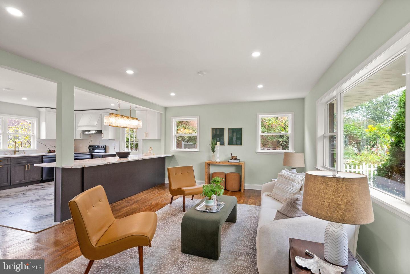 306 N MADISON ST, ARLINGTON, Virginia 22203, 5 Bedrooms Bedrooms, 13 Rooms Rooms,3 BathroomsBathrooms,Residential,For sale,306 N MADISON ST,VAAR2069576 MLS # VAAR2069576