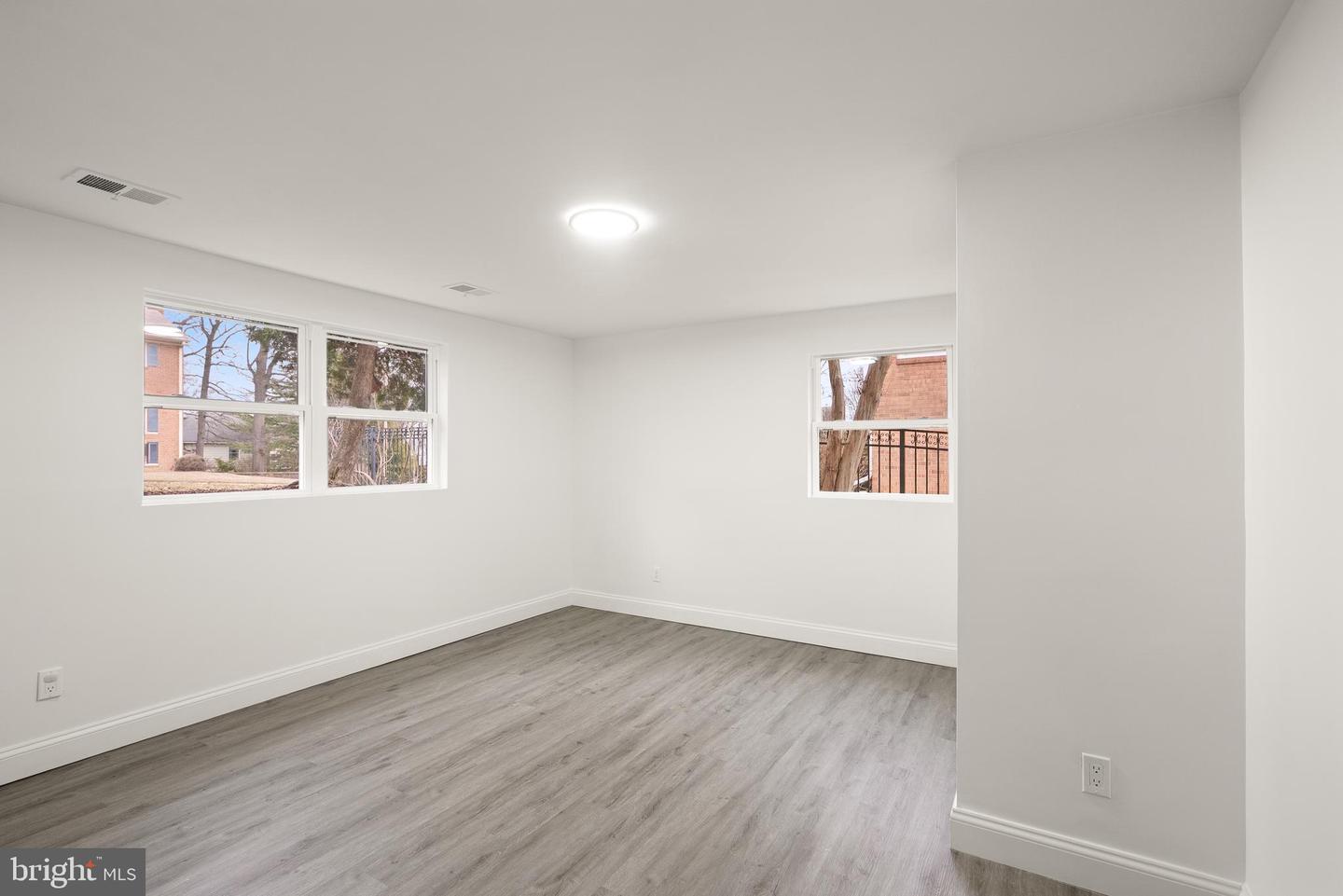 306 N MADISON ST, ARLINGTON, Virginia 22203, 5 Bedrooms Bedrooms, 13 Rooms Rooms,3 BathroomsBathrooms,Residential,For sale,306 N MADISON ST,VAAR2069576 MLS # VAAR2069576