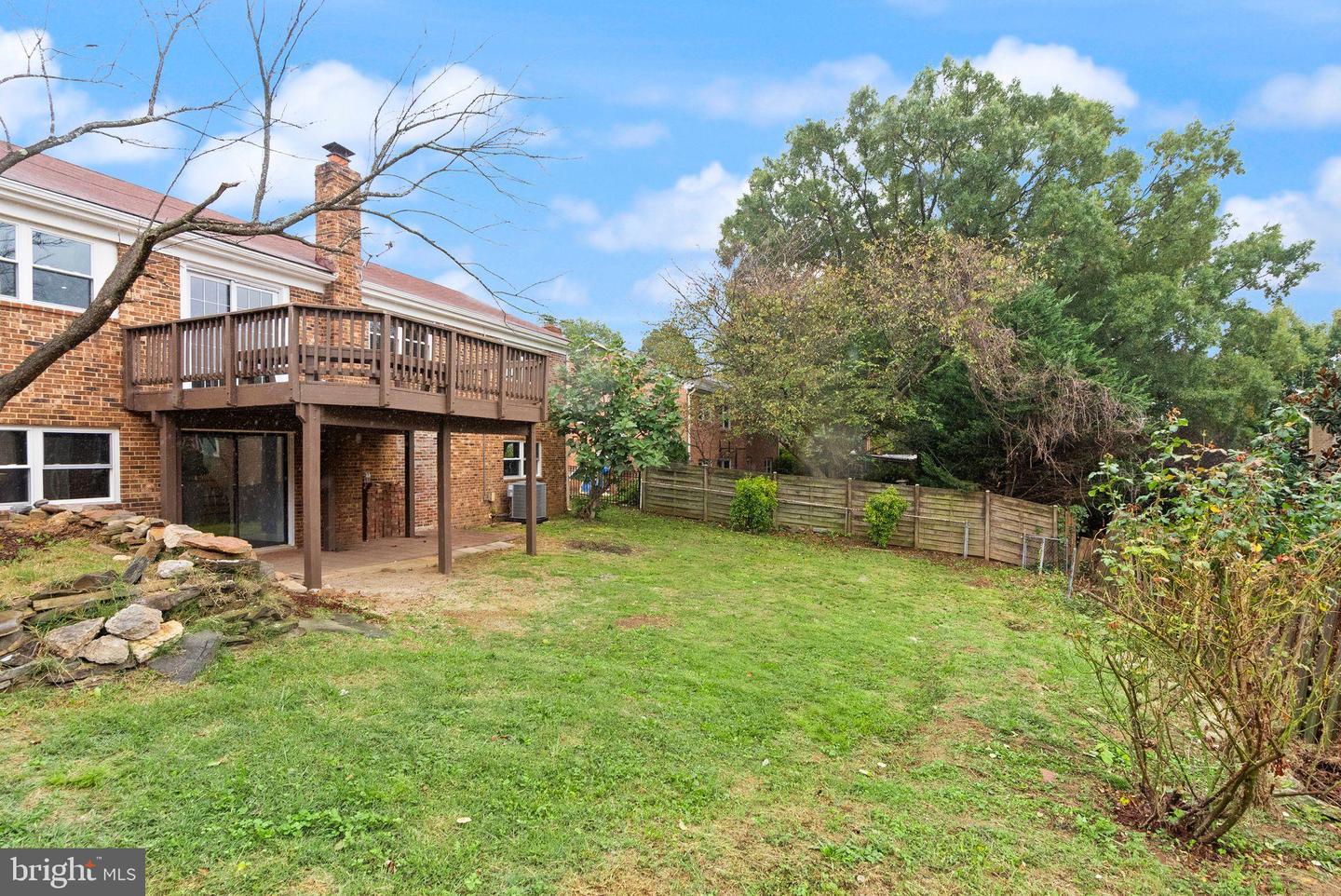 306 N MADISON ST, ARLINGTON, Virginia 22203, 5 Bedrooms Bedrooms, 13 Rooms Rooms,3 BathroomsBathrooms,Residential,For sale,306 N MADISON ST,VAAR2069576 MLS # VAAR2069576