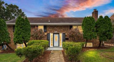 306 N MADISON ST, ARLINGTON, Virginia 22203, 5 Bedrooms Bedrooms, 13 Rooms Rooms,3 BathroomsBathrooms,Residential,For sale,306 N MADISON ST,VAAR2069576 MLS # VAAR2069576