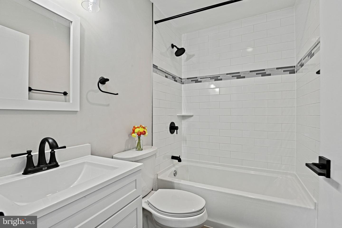 1118 SHANNON PL, HERNDON, Virginia 20170, 3 Bedrooms Bedrooms, ,2 BathroomsBathrooms,Residential,For sale,1118 SHANNON PL,VAFX2293754 MLS # VAFX2293754