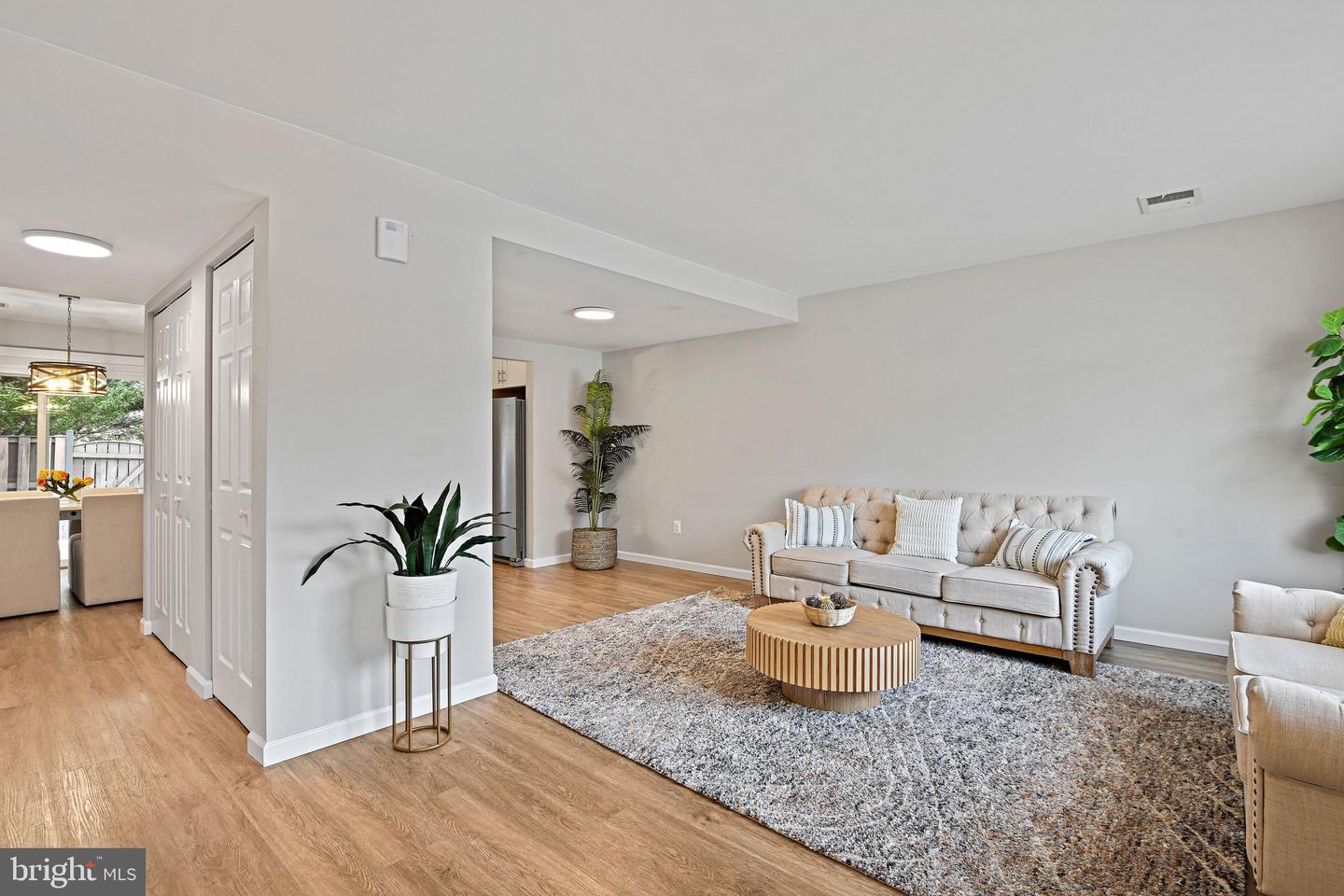 1118 SHANNON PL, HERNDON, Virginia 20170, 3 Bedrooms Bedrooms, ,2 BathroomsBathrooms,Residential,For sale,1118 SHANNON PL,VAFX2293754 MLS # VAFX2293754