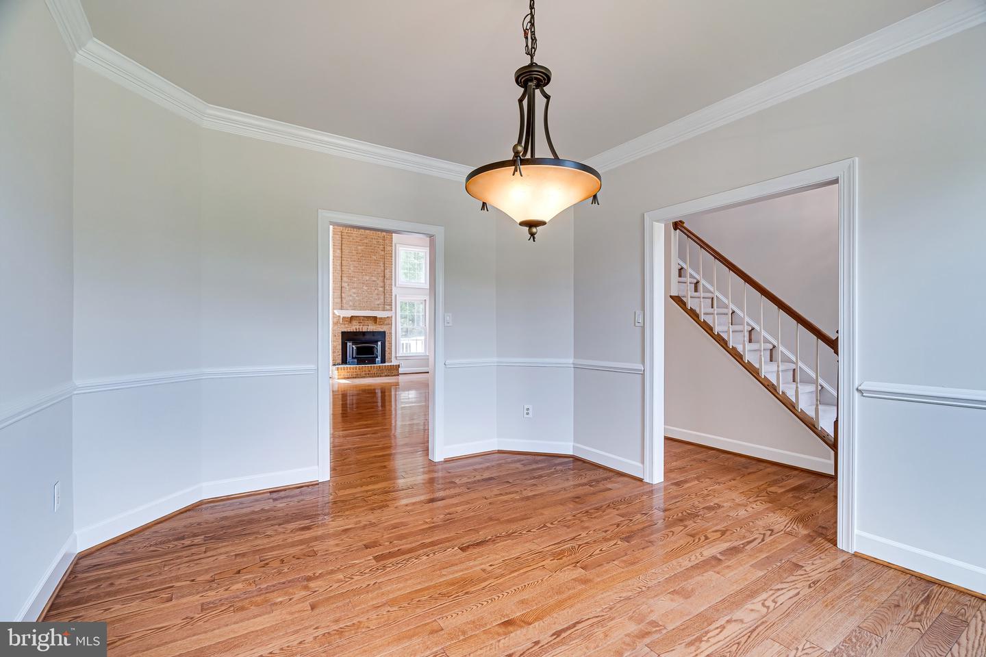 1936 LORD FAIRFAX RD, VIENNA, Virginia 22182, 5 Bedrooms Bedrooms, ,3 BathroomsBathrooms,Residential,For sale,1936 LORD FAIRFAX RD,VAFX2293756 MLS # VAFX2293756