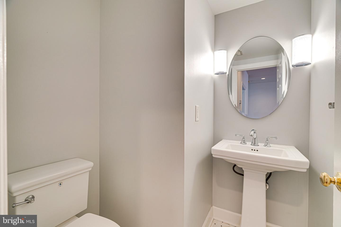 1936 LORD FAIRFAX RD, VIENNA, Virginia 22182, 5 Bedrooms Bedrooms, ,3 BathroomsBathrooms,Residential,For sale,1936 LORD FAIRFAX RD,VAFX2293756 MLS # VAFX2293756