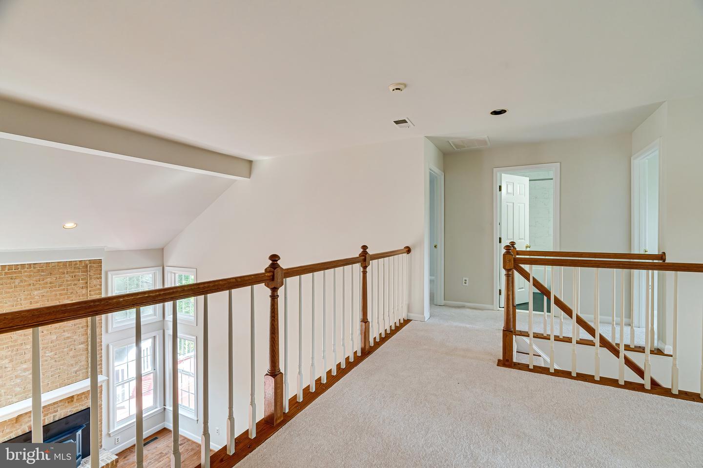 1936 LORD FAIRFAX RD, VIENNA, Virginia 22182, 5 Bedrooms Bedrooms, ,3 BathroomsBathrooms,Residential,For sale,1936 LORD FAIRFAX RD,VAFX2293756 MLS # VAFX2293756