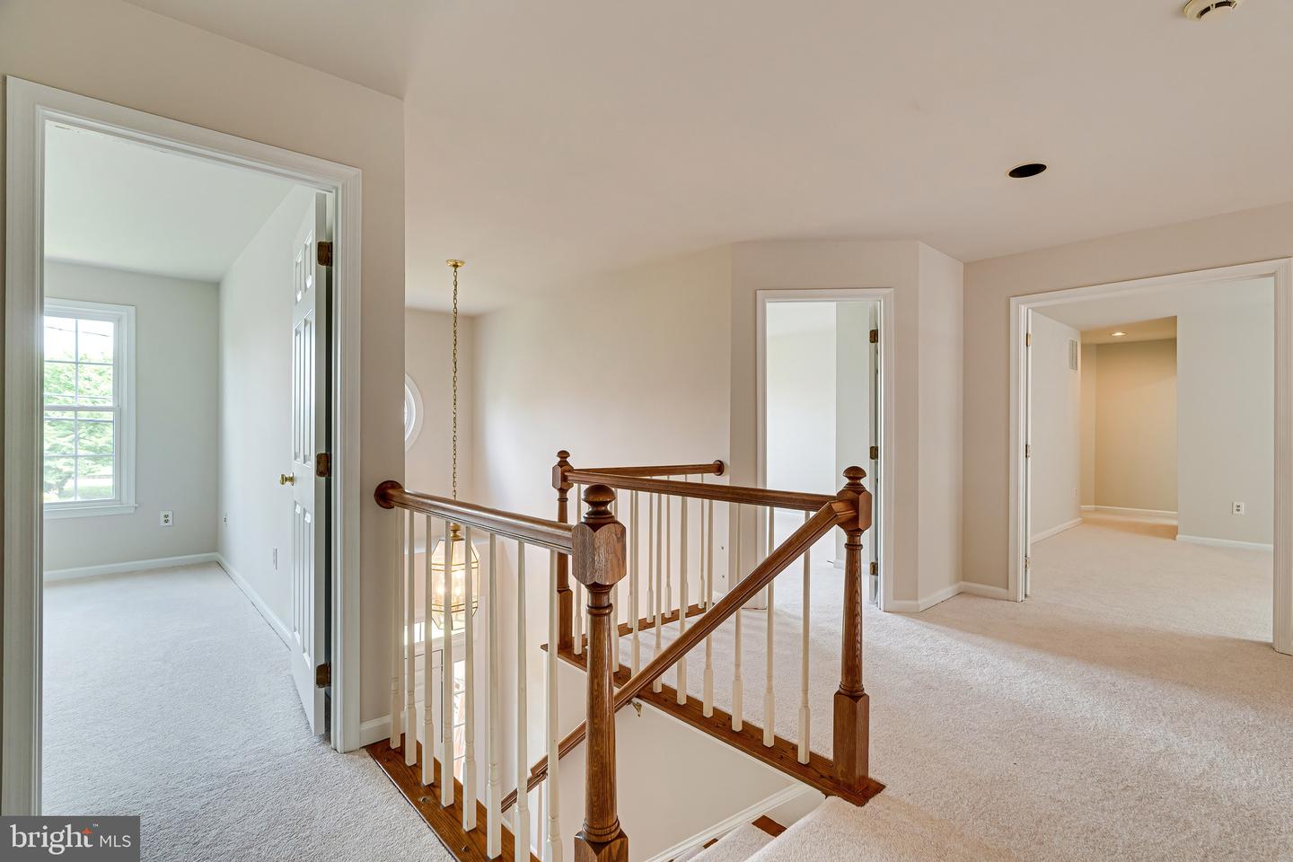 1936 LORD FAIRFAX RD, VIENNA, Virginia 22182, 5 Bedrooms Bedrooms, ,3 BathroomsBathrooms,Residential,For sale,1936 LORD FAIRFAX RD,VAFX2293756 MLS # VAFX2293756