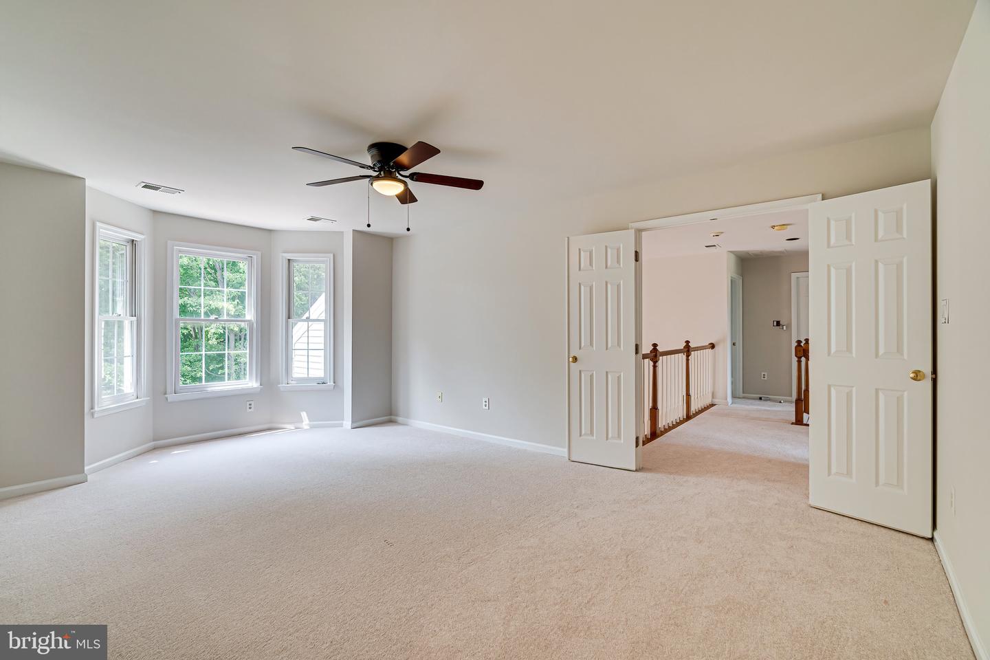 1936 LORD FAIRFAX RD, VIENNA, Virginia 22182, 5 Bedrooms Bedrooms, ,3 BathroomsBathrooms,Residential,For sale,1936 LORD FAIRFAX RD,VAFX2293756 MLS # VAFX2293756