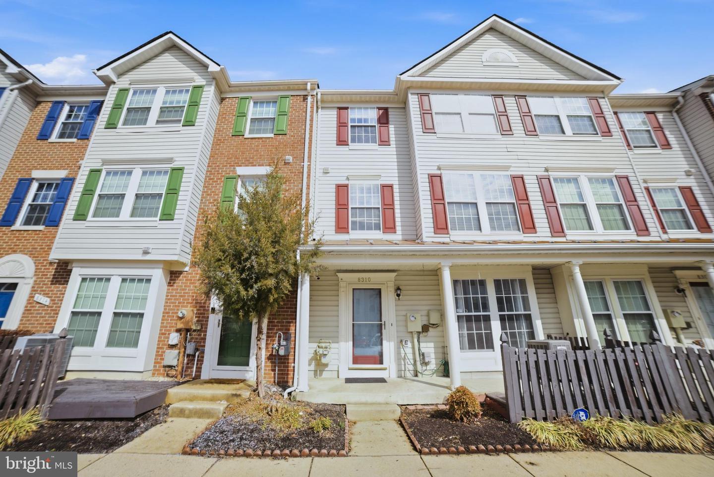 8310 BLUEBIRD WAY #3, LORTON, Virginia 22079, 3 Bedrooms Bedrooms, ,2 BathroomsBathrooms,Residential,For sale,8310 BLUEBIRD WAY #3,VAFX2293772 MLS # VAFX2293772