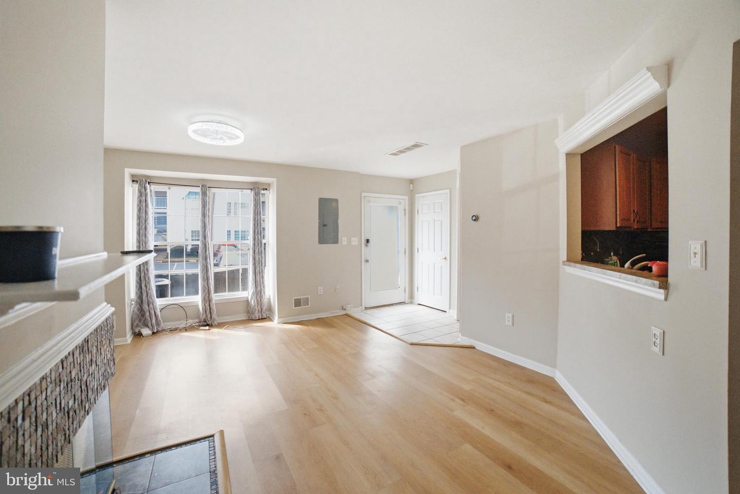 8310 BLUEBIRD WAY #3, LORTON, Virginia 22079, 3 Bedrooms Bedrooms, ,2 BathroomsBathrooms,Residential,For sale,8310 BLUEBIRD WAY #3,VAFX2293772 MLS # VAFX2293772