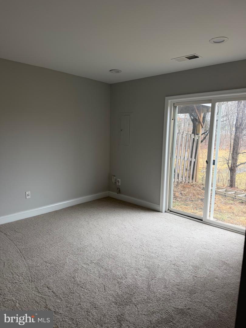 8943 BREWER CREEK PL, MANASSAS, Virginia 20109, 3 Bedrooms Bedrooms, ,2 BathroomsBathrooms,Residential,For sale,8943 BREWER CREEK PL,VAPW2113668 MLS # VAPW2113668