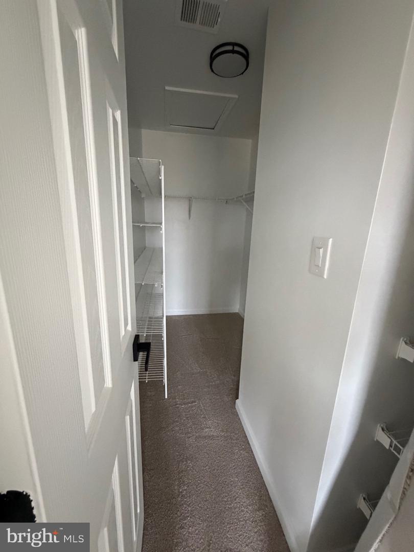 8943 BREWER CREEK PL, MANASSAS, Virginia 20109, 3 Bedrooms Bedrooms, ,2 BathroomsBathrooms,Residential,For sale,8943 BREWER CREEK PL,VAPW2113668 MLS # VAPW2113668