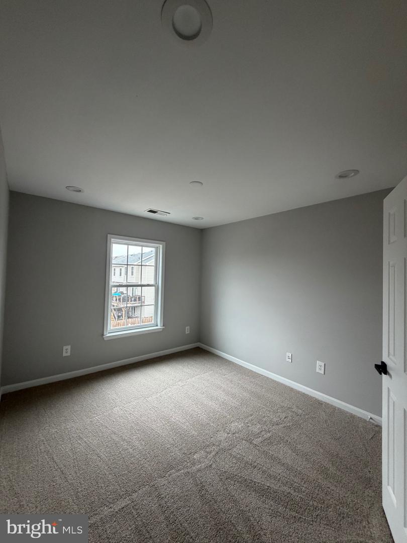 8943 BREWER CREEK PL, MANASSAS, Virginia 20109, 3 Bedrooms Bedrooms, ,2 BathroomsBathrooms,Residential,For sale,8943 BREWER CREEK PL,VAPW2113668 MLS # VAPW2113668