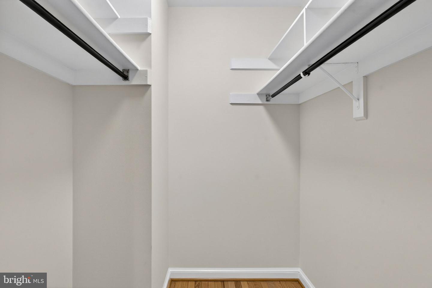 515 TOBACCO QUAY, ALEXANDRIA, Virginia 22314, 1 Bedroom Bedrooms, ,1 BathroomBathrooms,Residential,For sale,515 TOBACCO QUAY,VAAX2054718 MLS # VAAX2054718