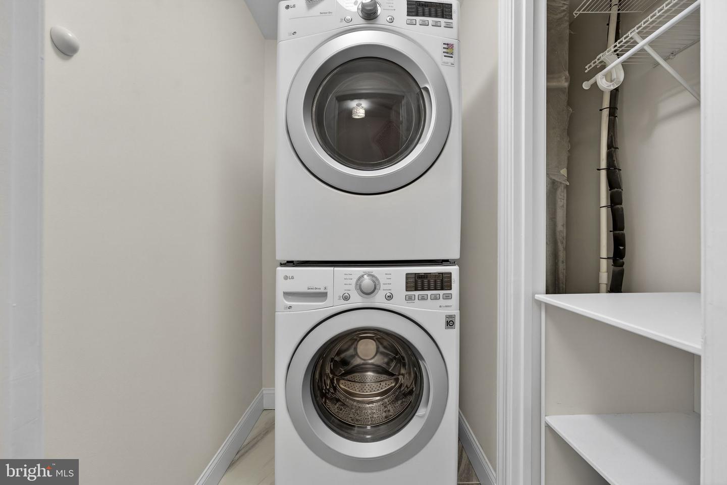 515 TOBACCO QUAY, ALEXANDRIA, Virginia 22314, 1 Bedroom Bedrooms, ,1 BathroomBathrooms,Residential,For sale,515 TOBACCO QUAY,VAAX2054718 MLS # VAAX2054718