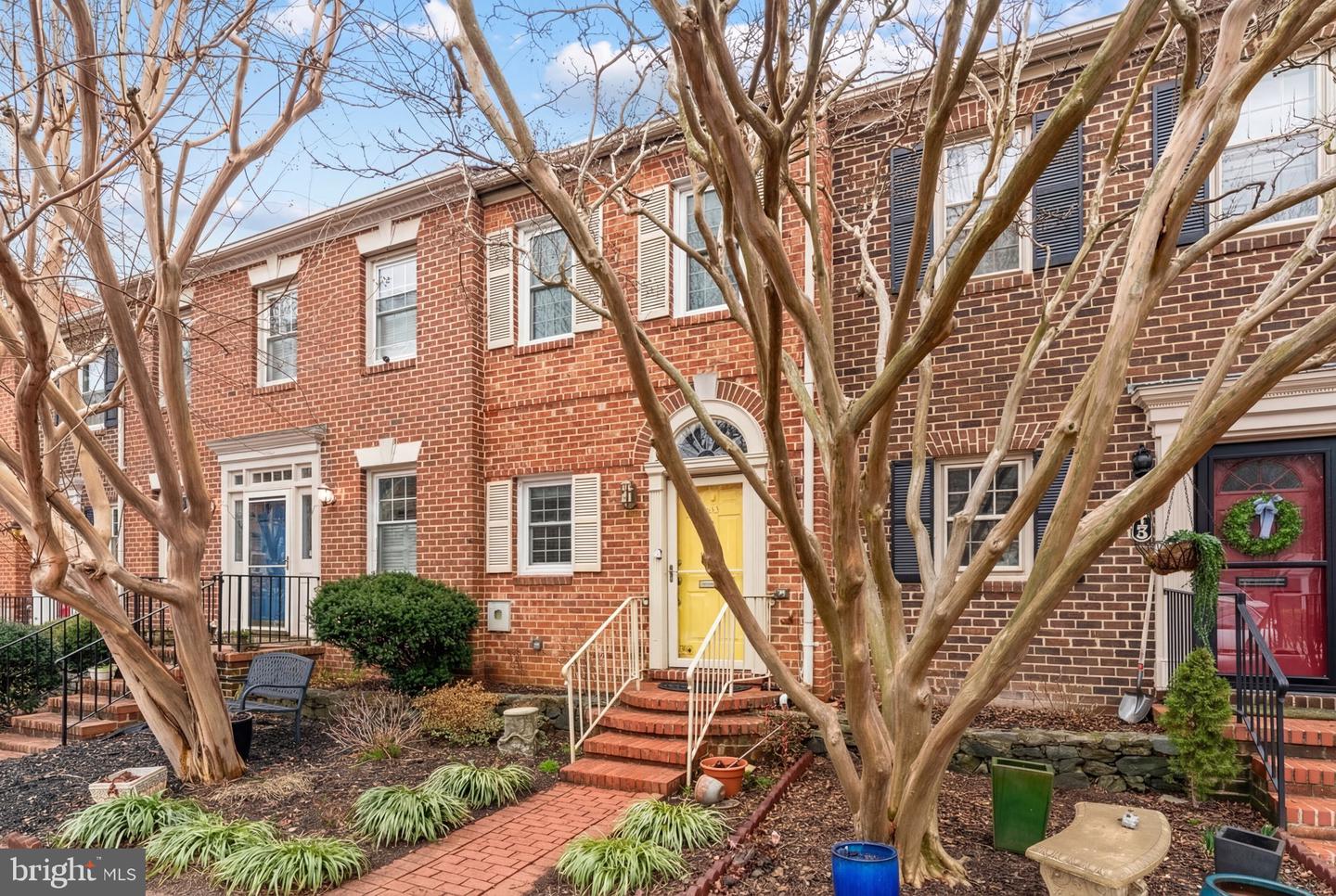 515 TOBACCO QUAY, ALEXANDRIA, Virginia 22314, 1 Bedroom Bedrooms, ,1 BathroomBathrooms,Residential,For sale,515 TOBACCO QUAY,VAAX2054718 MLS # VAAX2054718