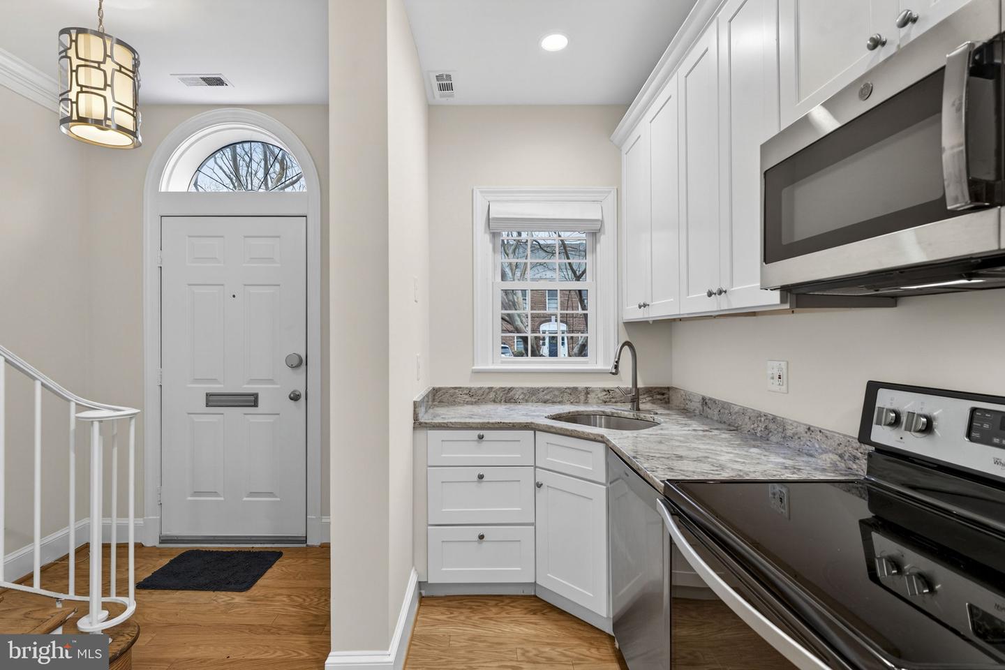 515 TOBACCO QUAY, ALEXANDRIA, Virginia 22314, 1 Bedroom Bedrooms, ,1 BathroomBathrooms,Residential,For sale,515 TOBACCO QUAY,VAAX2054718 MLS # VAAX2054718