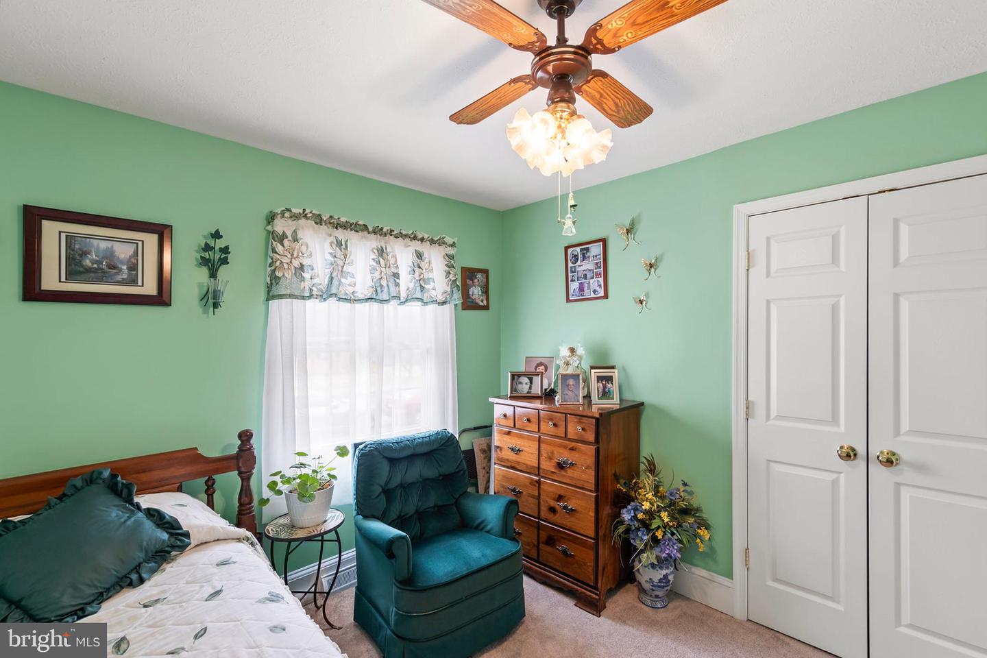 216 W CEDARMEADE AVE, WINCHESTER, Virginia 22601, 3 Bedrooms Bedrooms, ,2 BathroomsBathrooms,Residential,For sale,216 W CEDARMEADE AVE,VAWI2010094 MLS # VAWI2010094