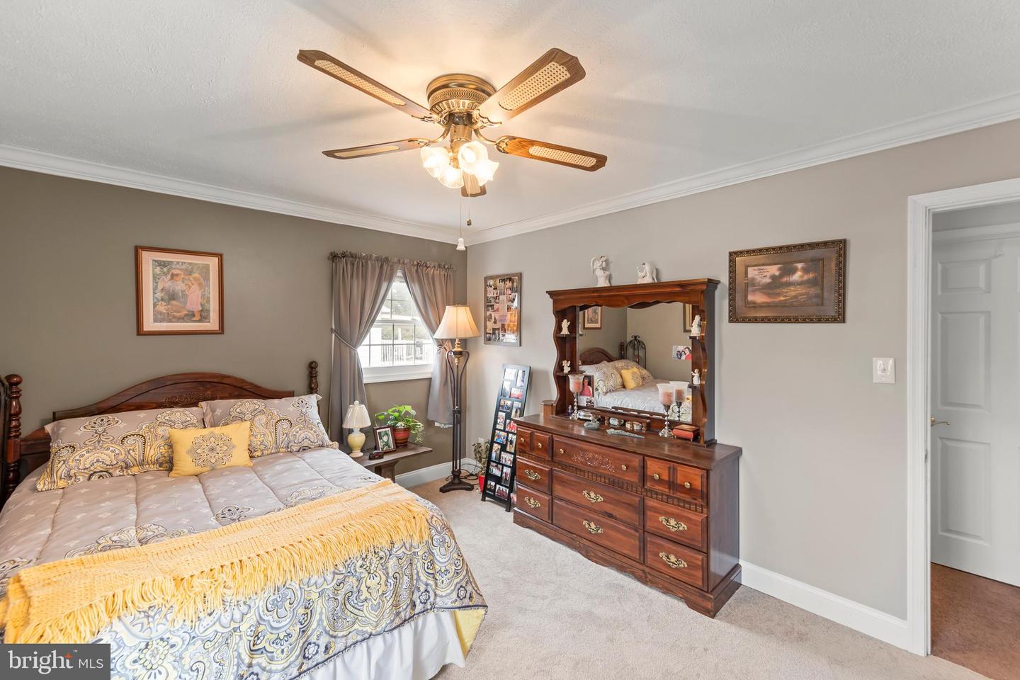 216 W CEDARMEADE AVE, WINCHESTER, Virginia 22601, 3 Bedrooms Bedrooms, ,2 BathroomsBathrooms,Residential,For sale,216 W CEDARMEADE AVE,VAWI2010094 MLS # VAWI2010094