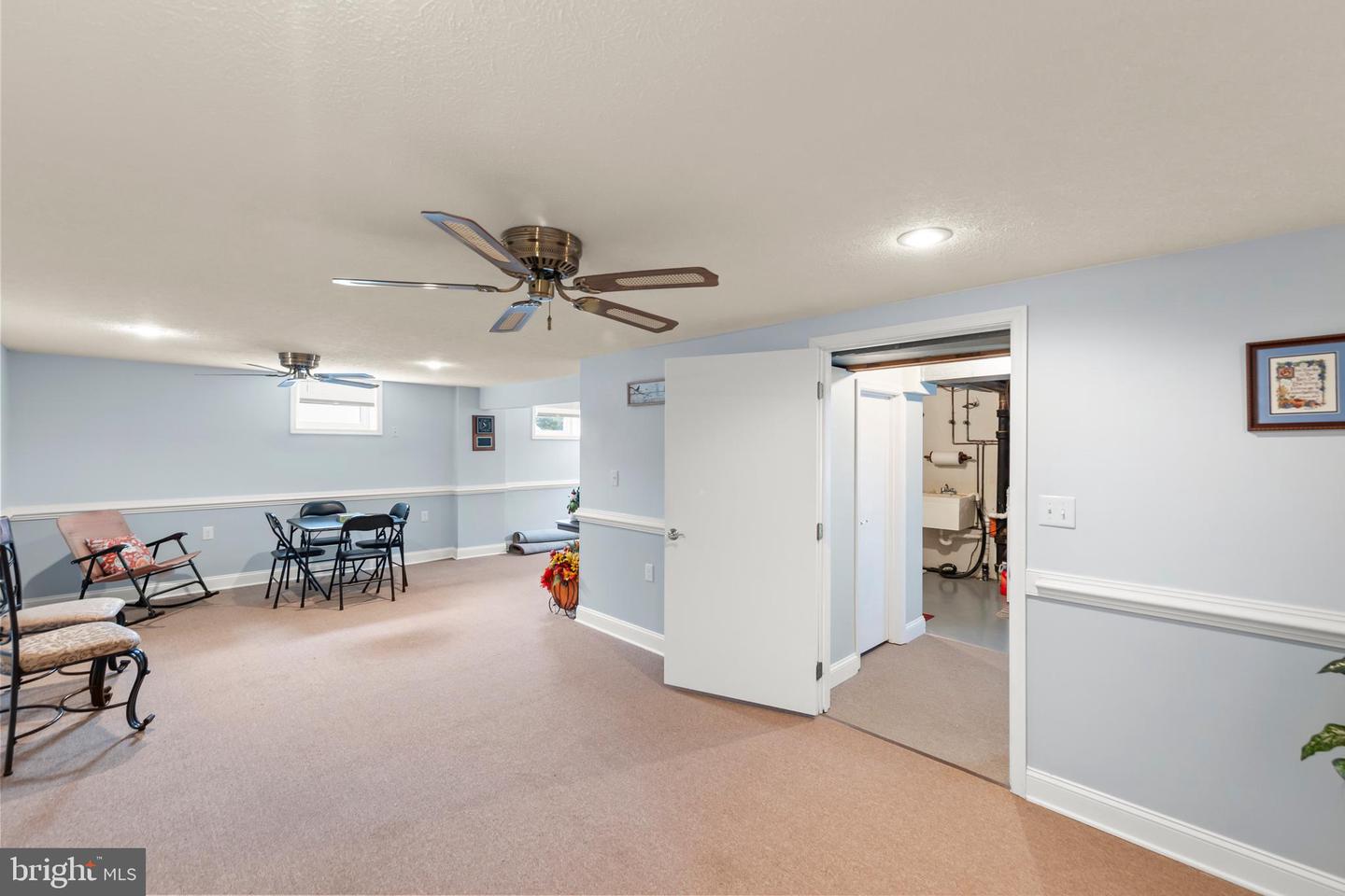 216 W CEDARMEADE AVE, WINCHESTER, Virginia 22601, 3 Bedrooms Bedrooms, ,2 BathroomsBathrooms,Residential,For sale,216 W CEDARMEADE AVE,VAWI2010094 MLS # VAWI2010094