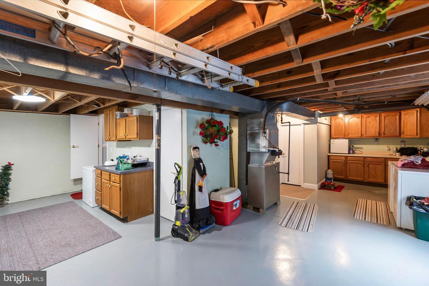 216 W CEDARMEADE AVE, WINCHESTER, Virginia 22601, 3 Bedrooms Bedrooms, ,2 BathroomsBathrooms,Residential,For sale,216 W CEDARMEADE AVE,VAWI2010094 MLS # VAWI2010094