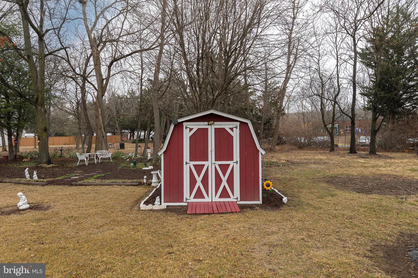 216 W CEDARMEADE AVE, WINCHESTER, Virginia 22601, 3 Bedrooms Bedrooms, ,2 BathroomsBathrooms,Residential,For sale,216 W CEDARMEADE AVE,VAWI2010094 MLS # VAWI2010094